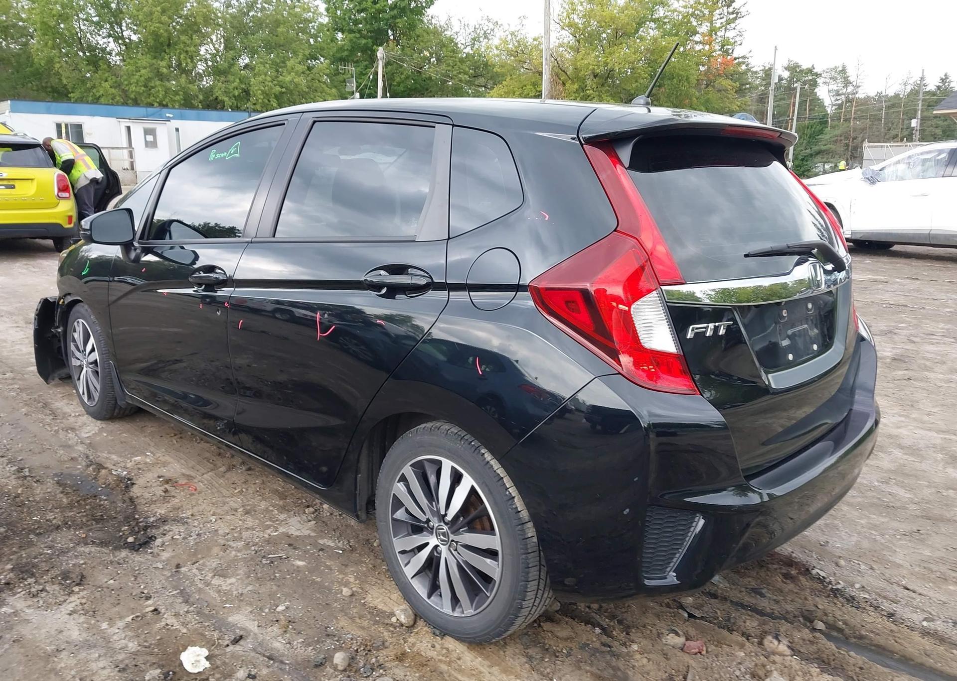 2016 HONDA FIT EX