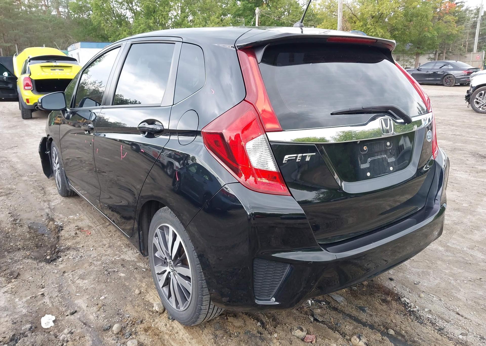 2016 HONDA FIT EX
