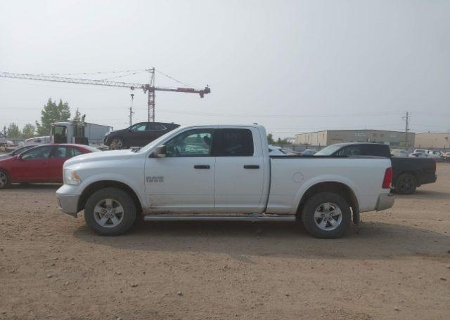 2016 RAM 1500 SLT