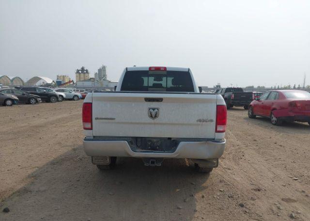 2016 RAM 1500 SLT