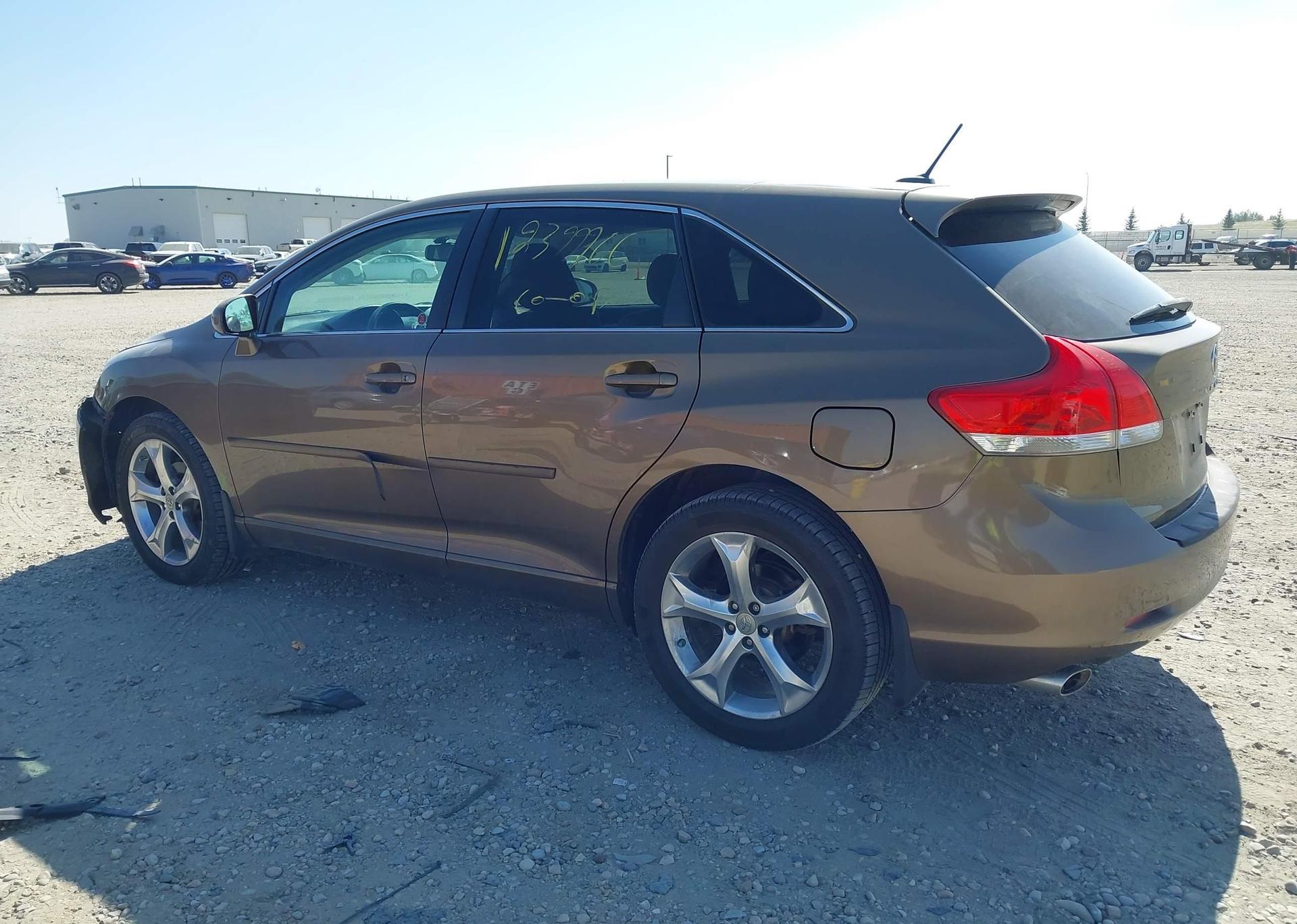 2011 TOYOTA VENZA BASE V6