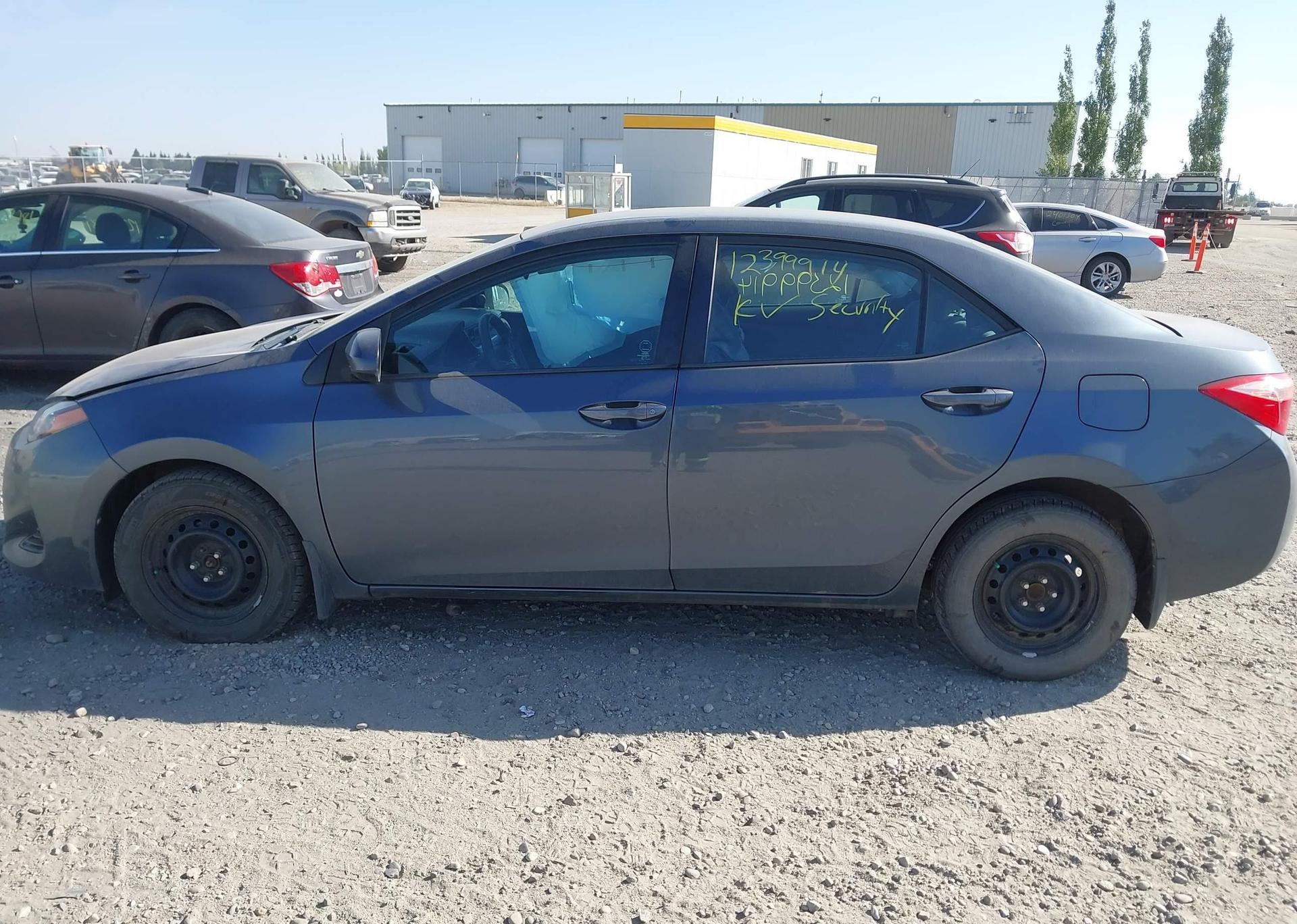 2018 TOYOTA COROLLA CE
