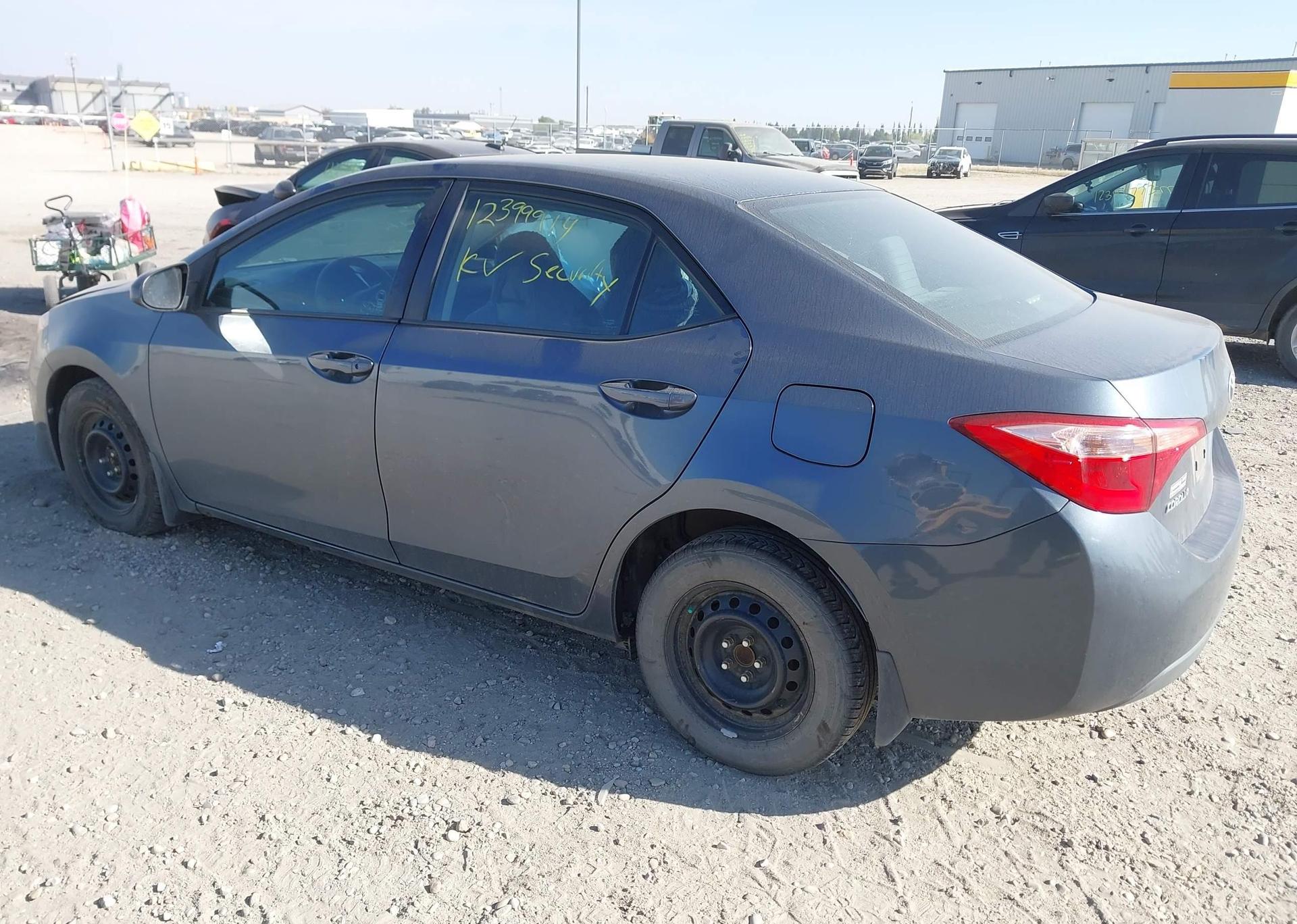 2018 TOYOTA COROLLA CE
