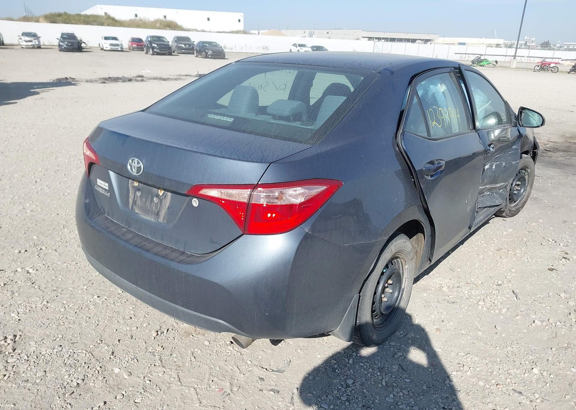 2018 TOYOTA COROLLA CE