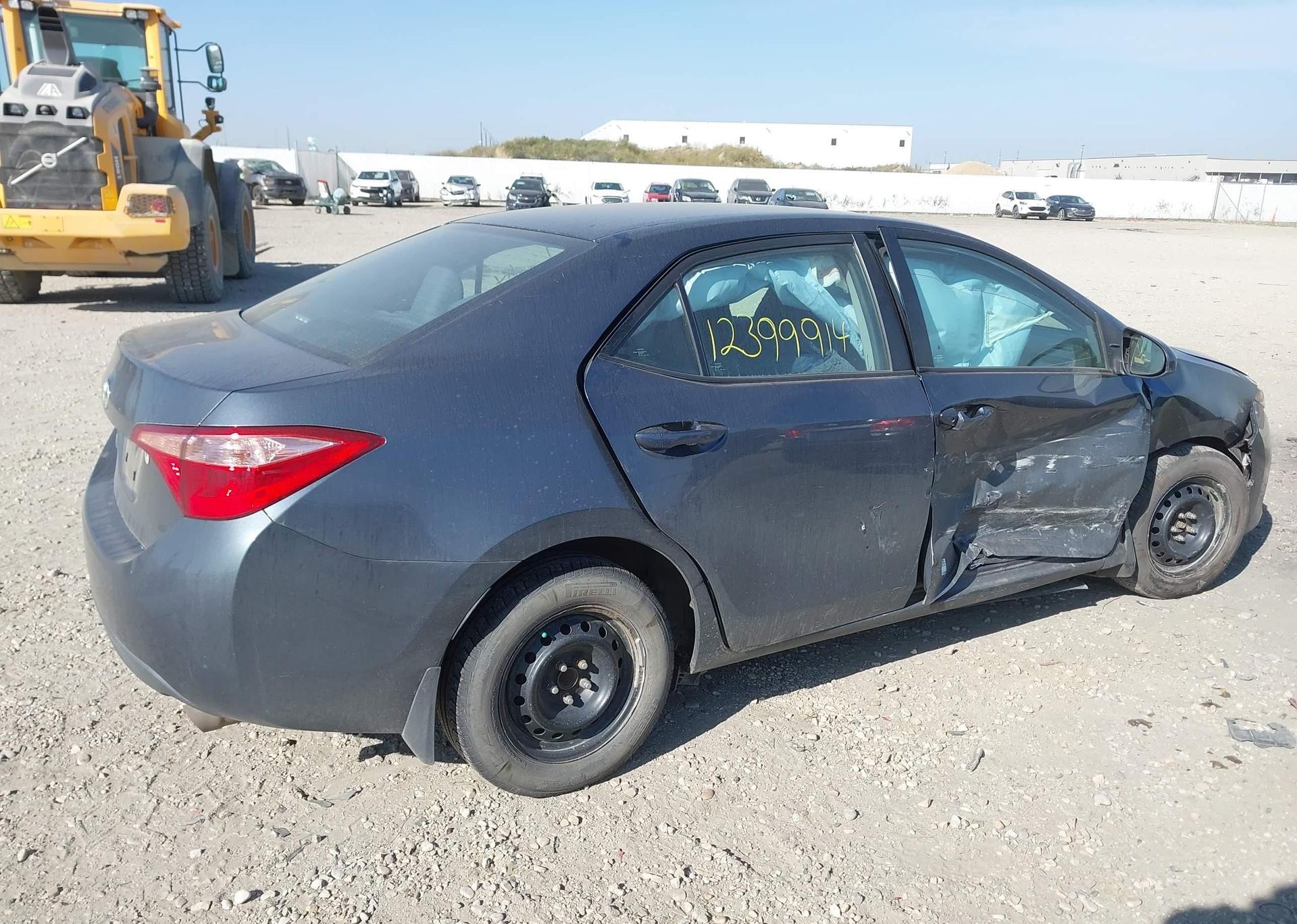 2018 TOYOTA COROLLA CE