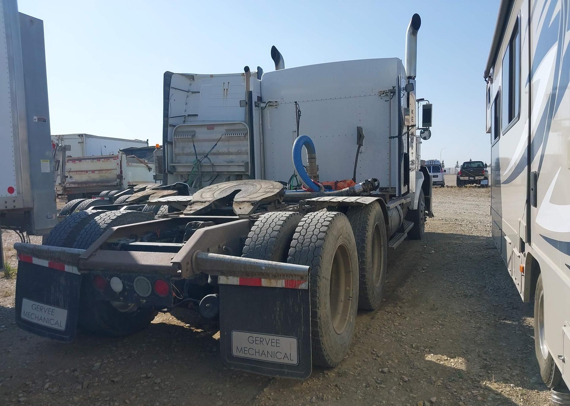 2011 KENWORTH CONSTRUCTION T800