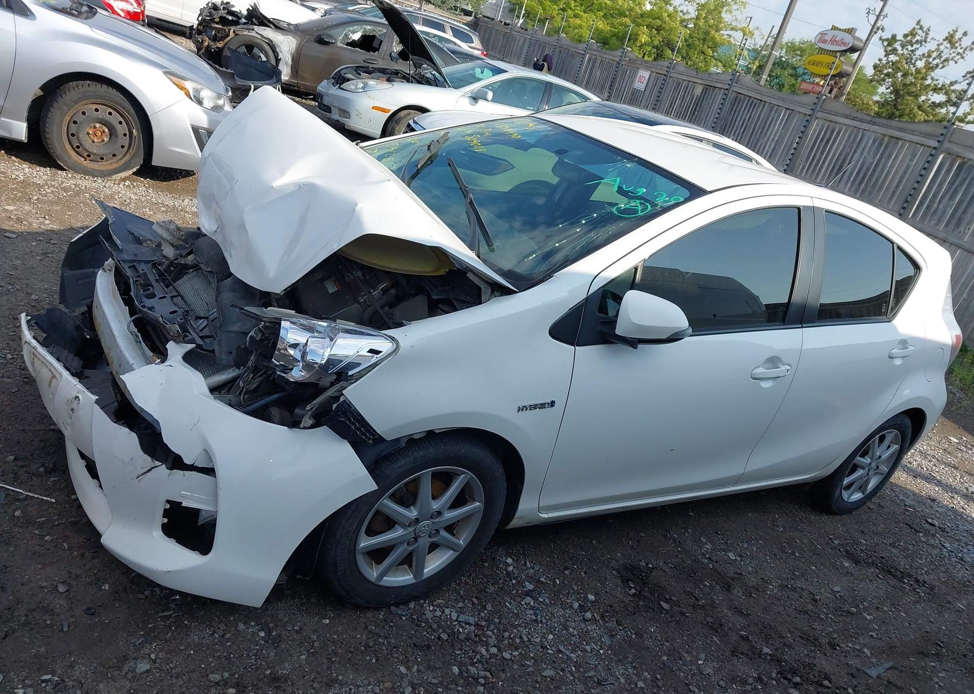 2012 TOYOTA Prius c