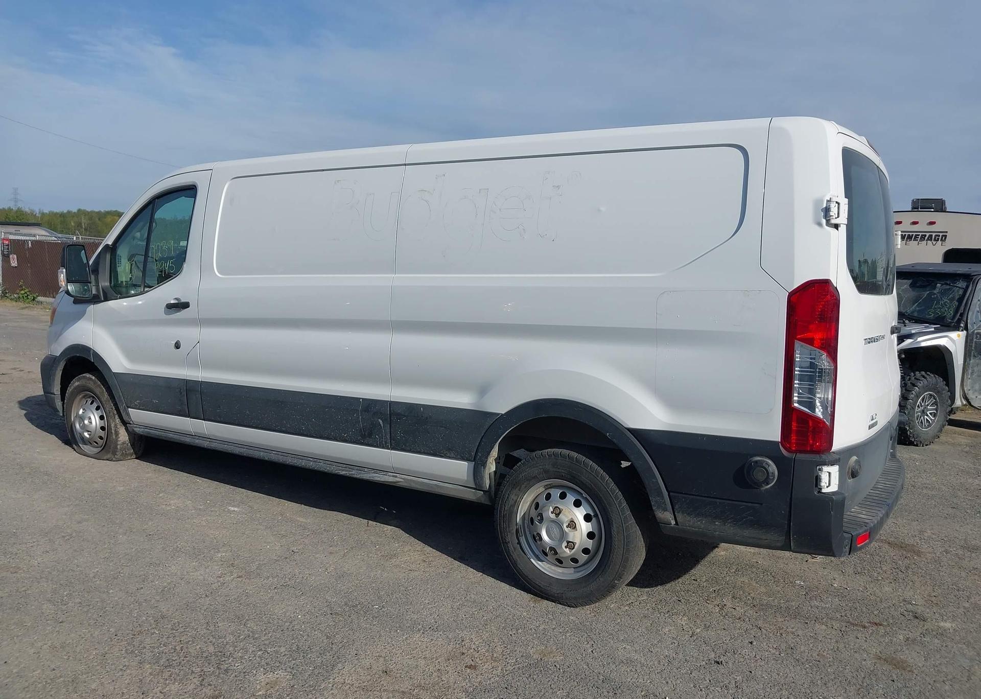 2022 FORD transit t-250