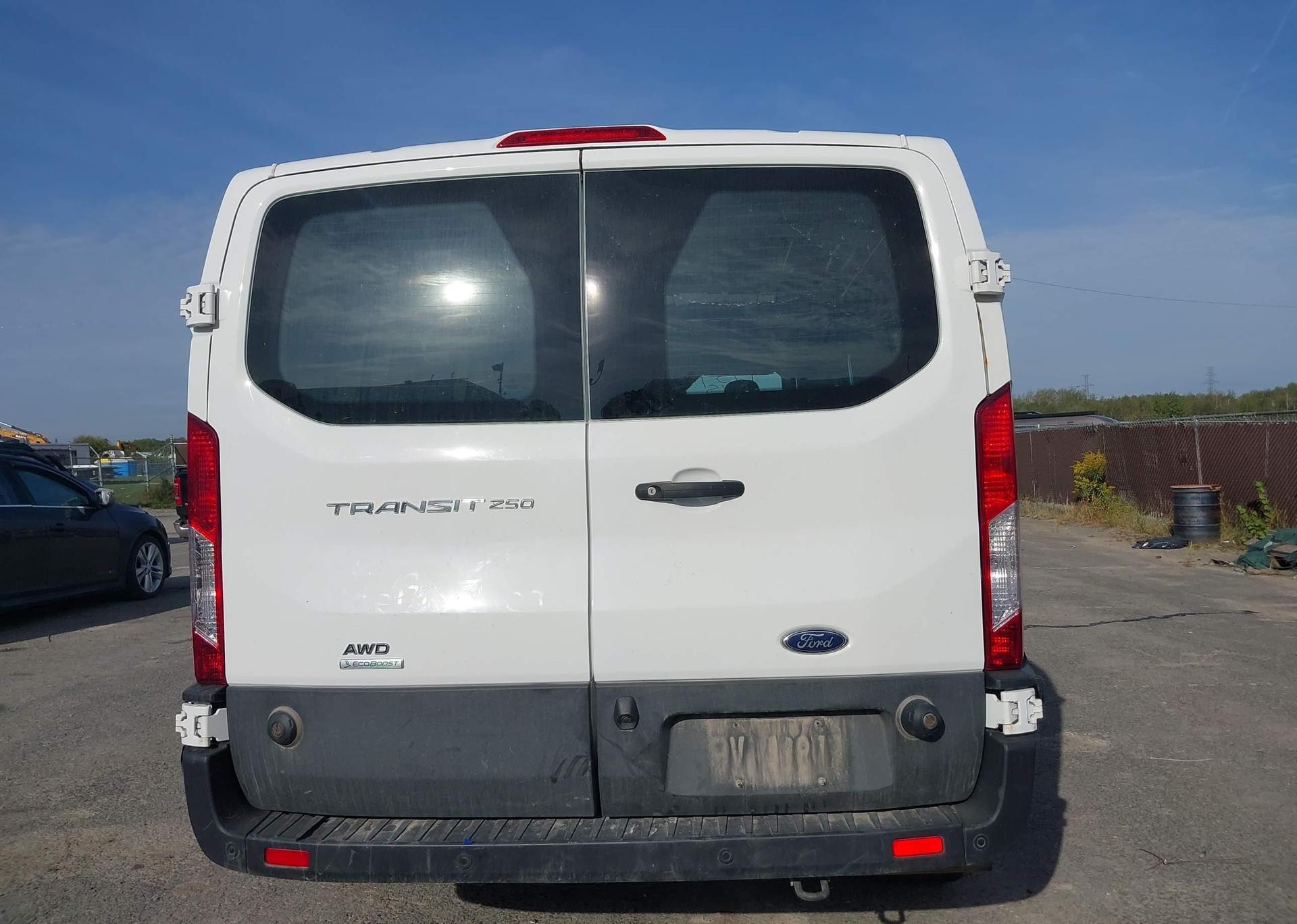 2022 FORD transit t-250