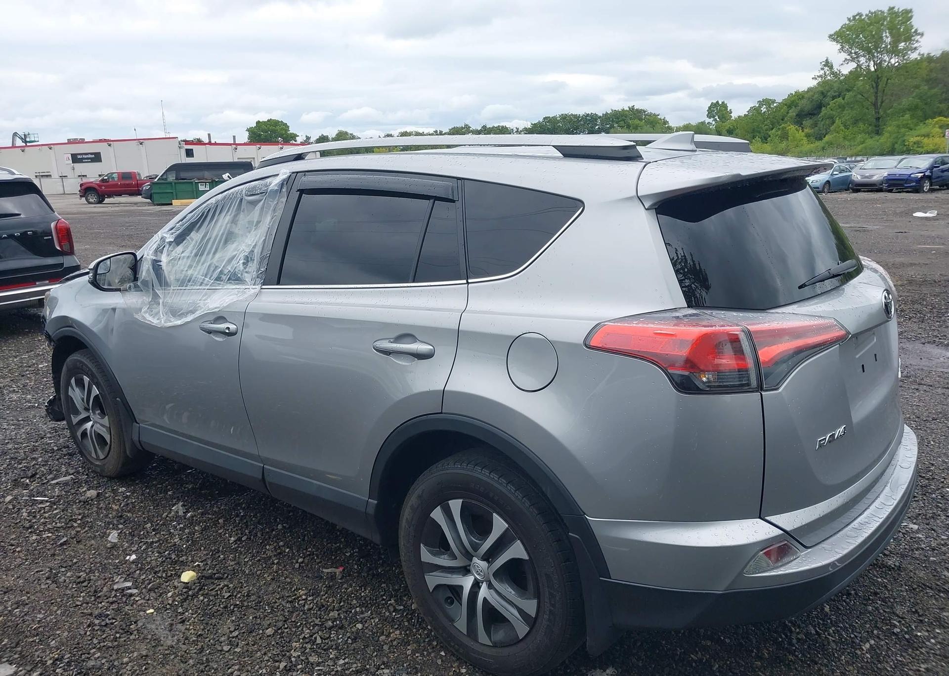 2017 TOYOTA RAV4 LE