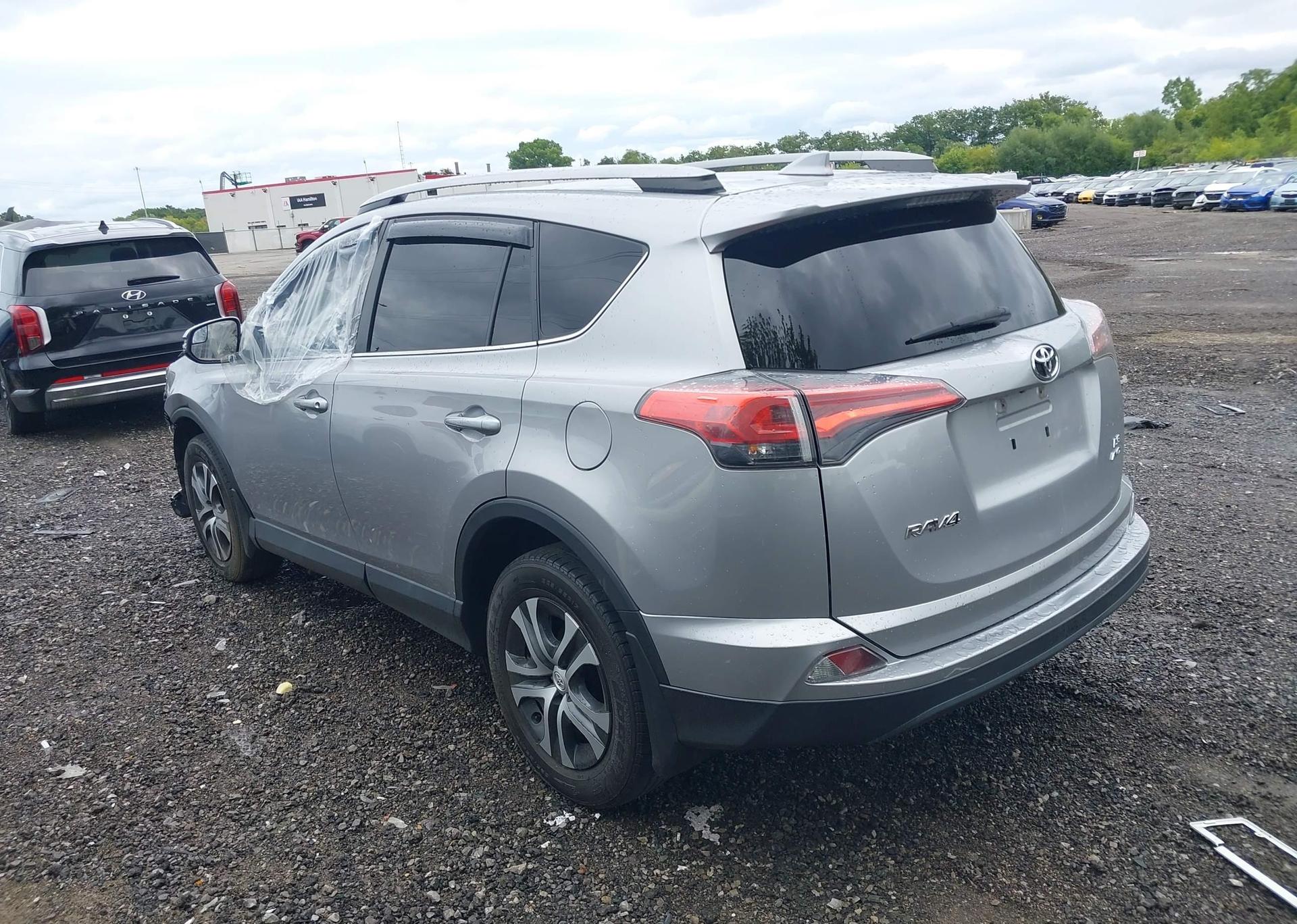 2017 TOYOTA RAV4 LE