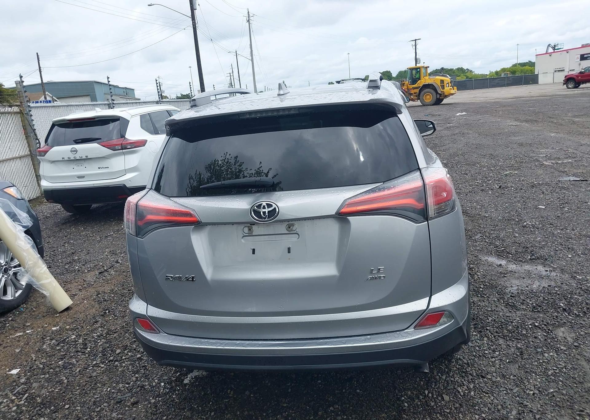 2017 TOYOTA RAV4 LE