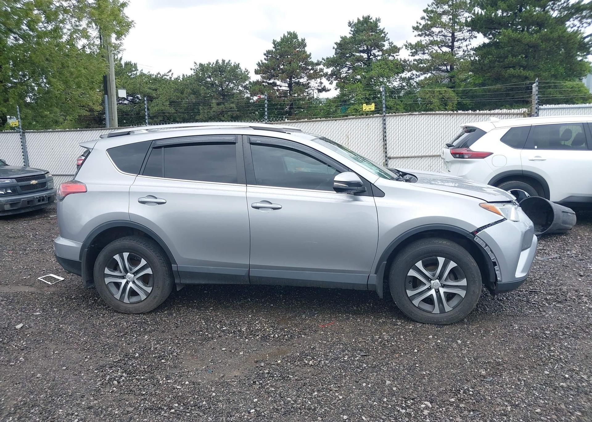 2017 TOYOTA RAV4 LE