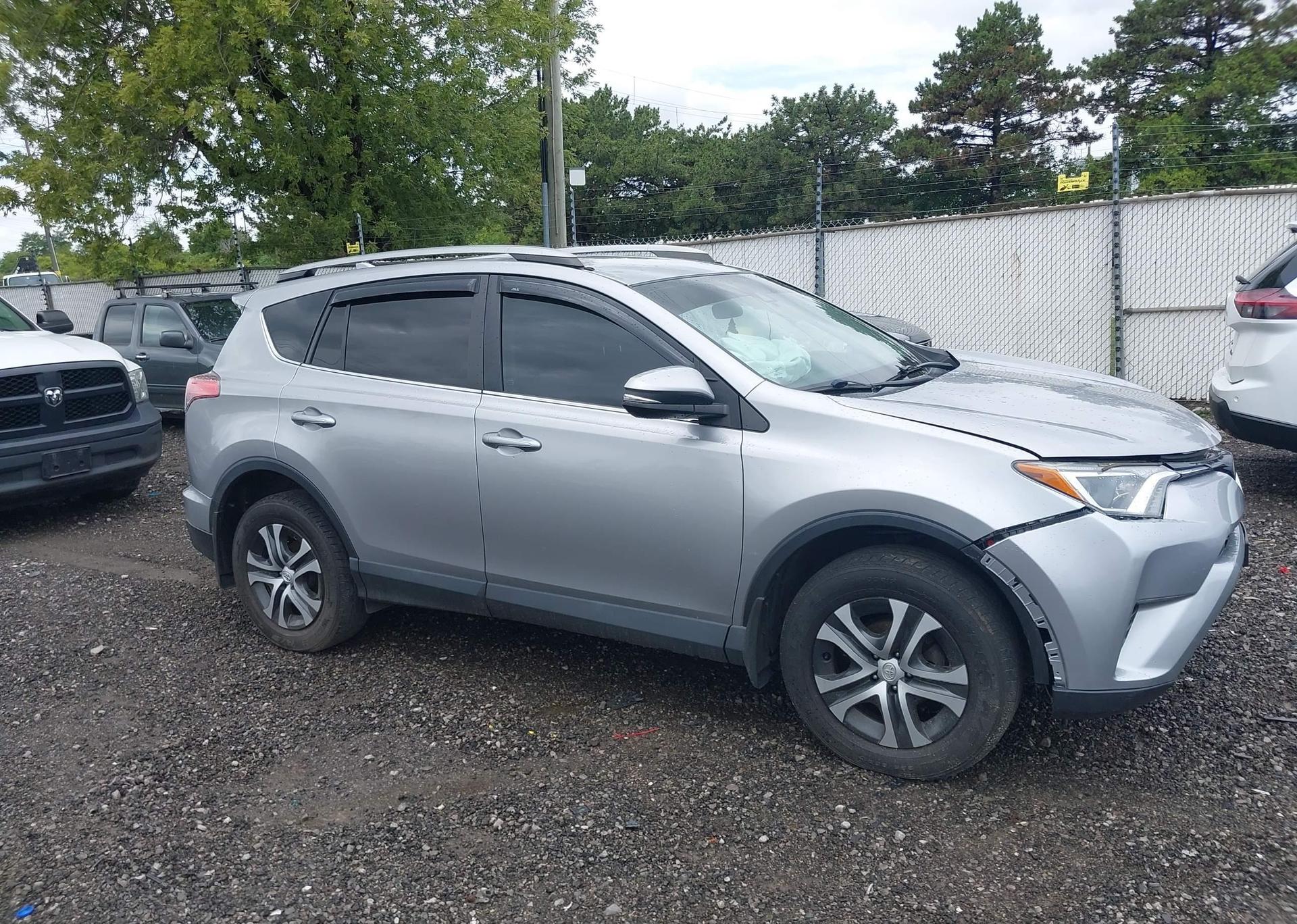 2017 TOYOTA RAV4 LE