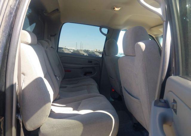 2005 CHEVROLET AVALANCHE 1500 LS