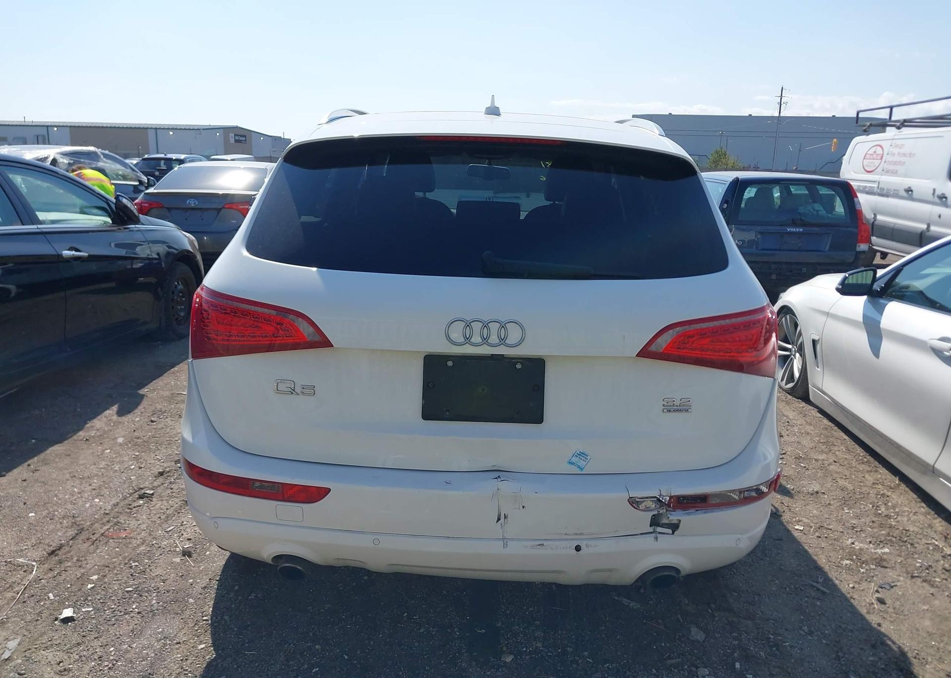 2012 AUDI Q5 3.2 PREMIUM