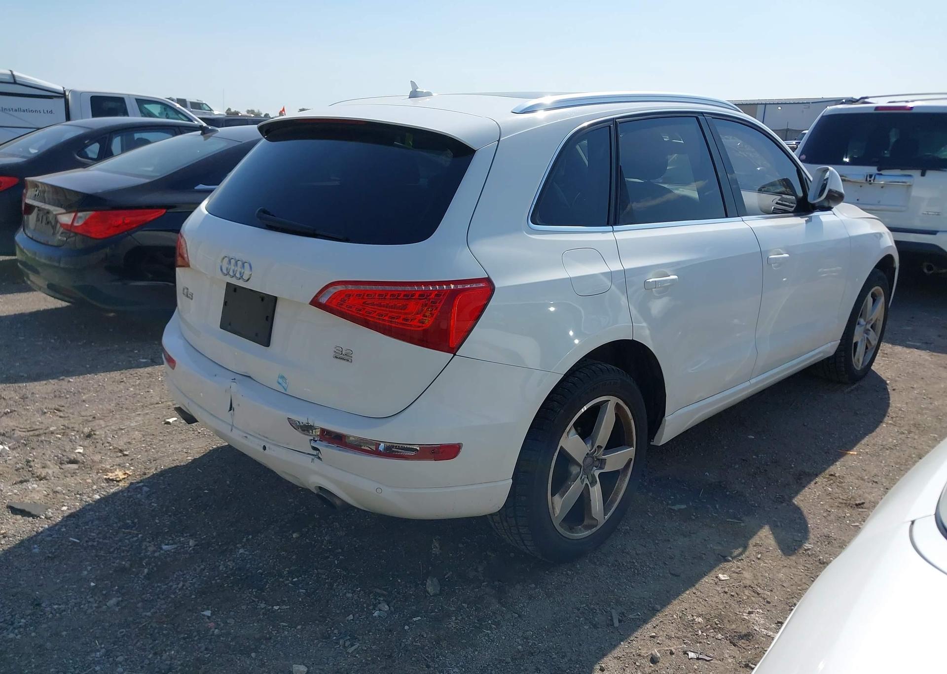 2012 AUDI Q5 3.2 PREMIUM