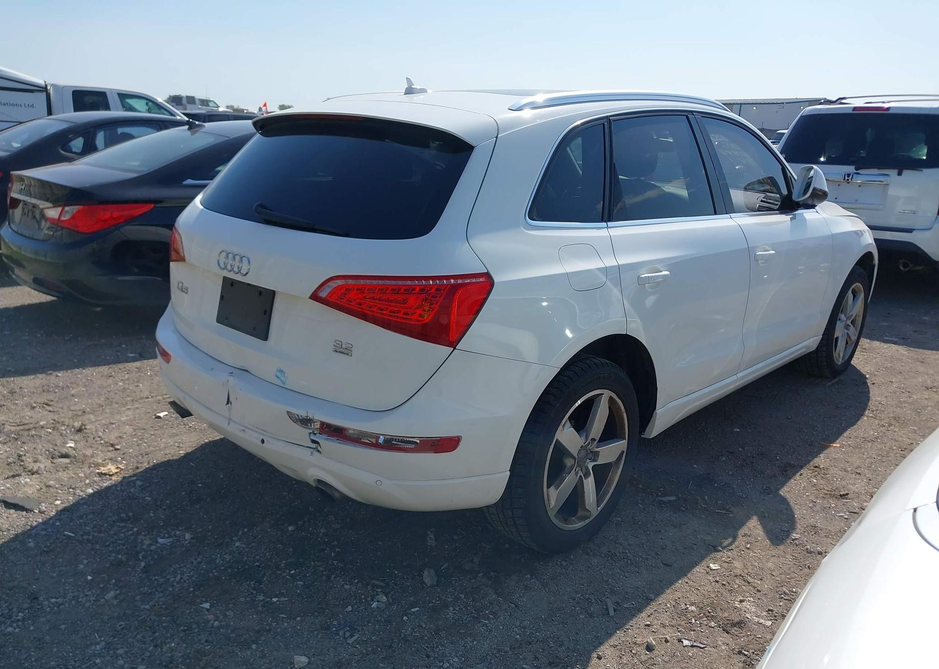 2012 AUDI Q5 3.2 PREMIUM