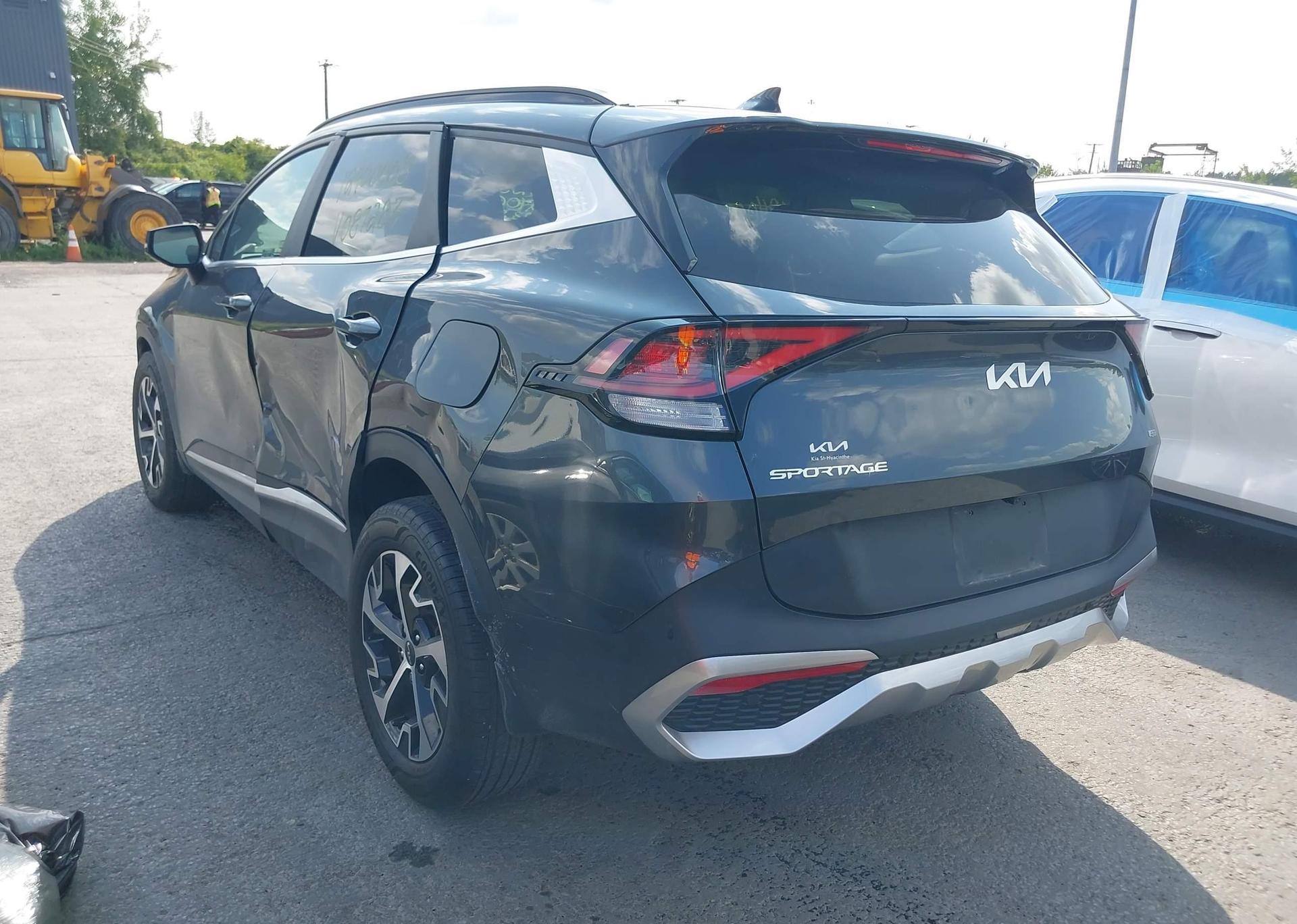 2023 KIA SPORTAGE EX