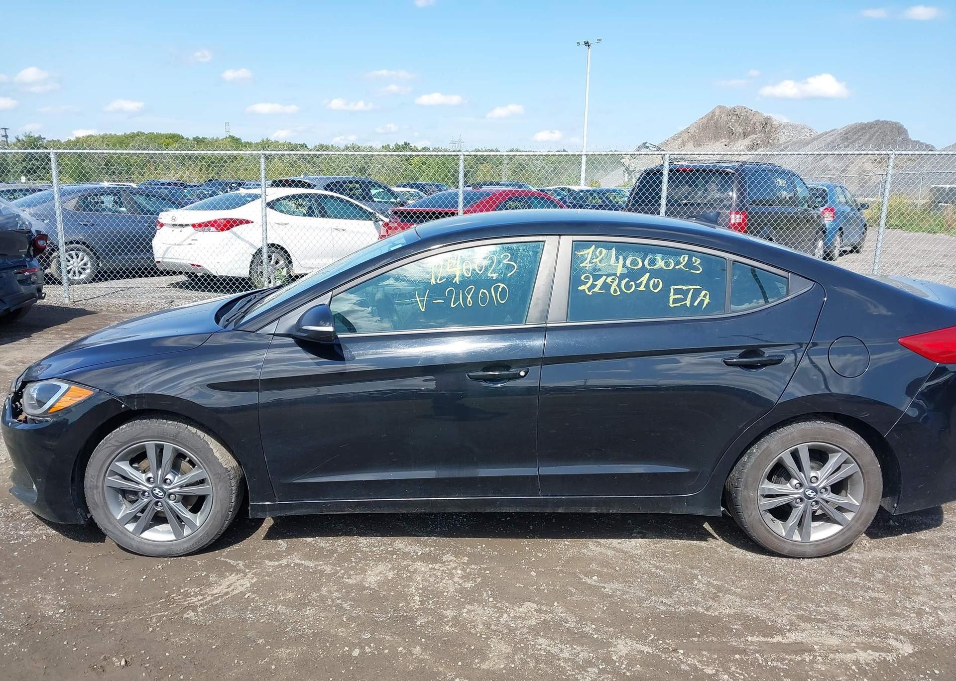 2017 HYUNDAI ELANTRA GL