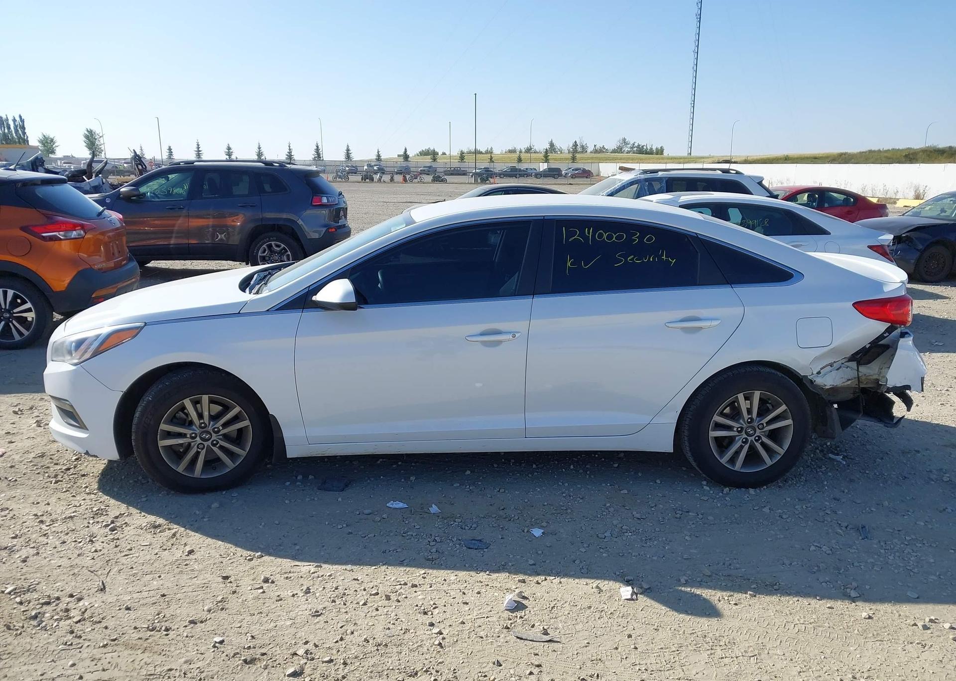 2015 HYUNDAI SONATA GL