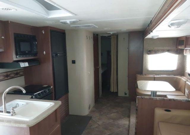 2014 DUTCHMEN Kodiak Express Ultra Lite