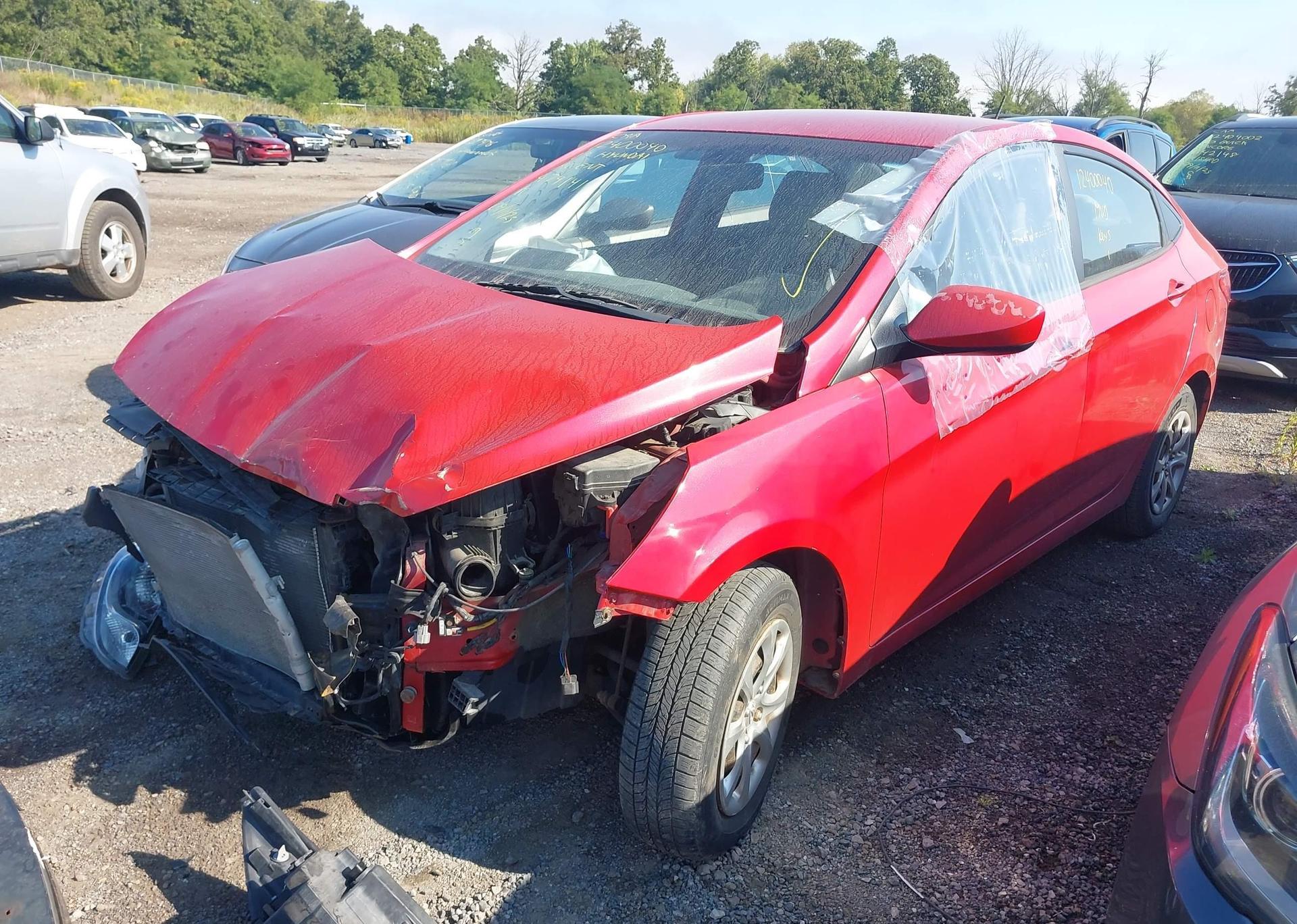 2013 HYUNDAI ACCENT GL