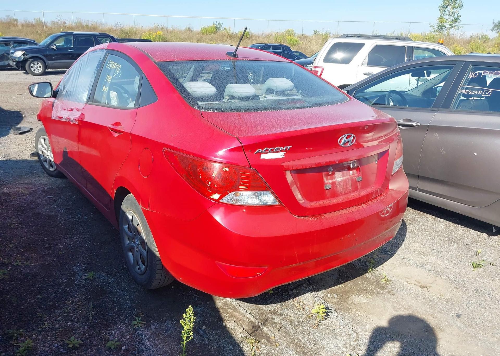 2013 HYUNDAI ACCENT GL