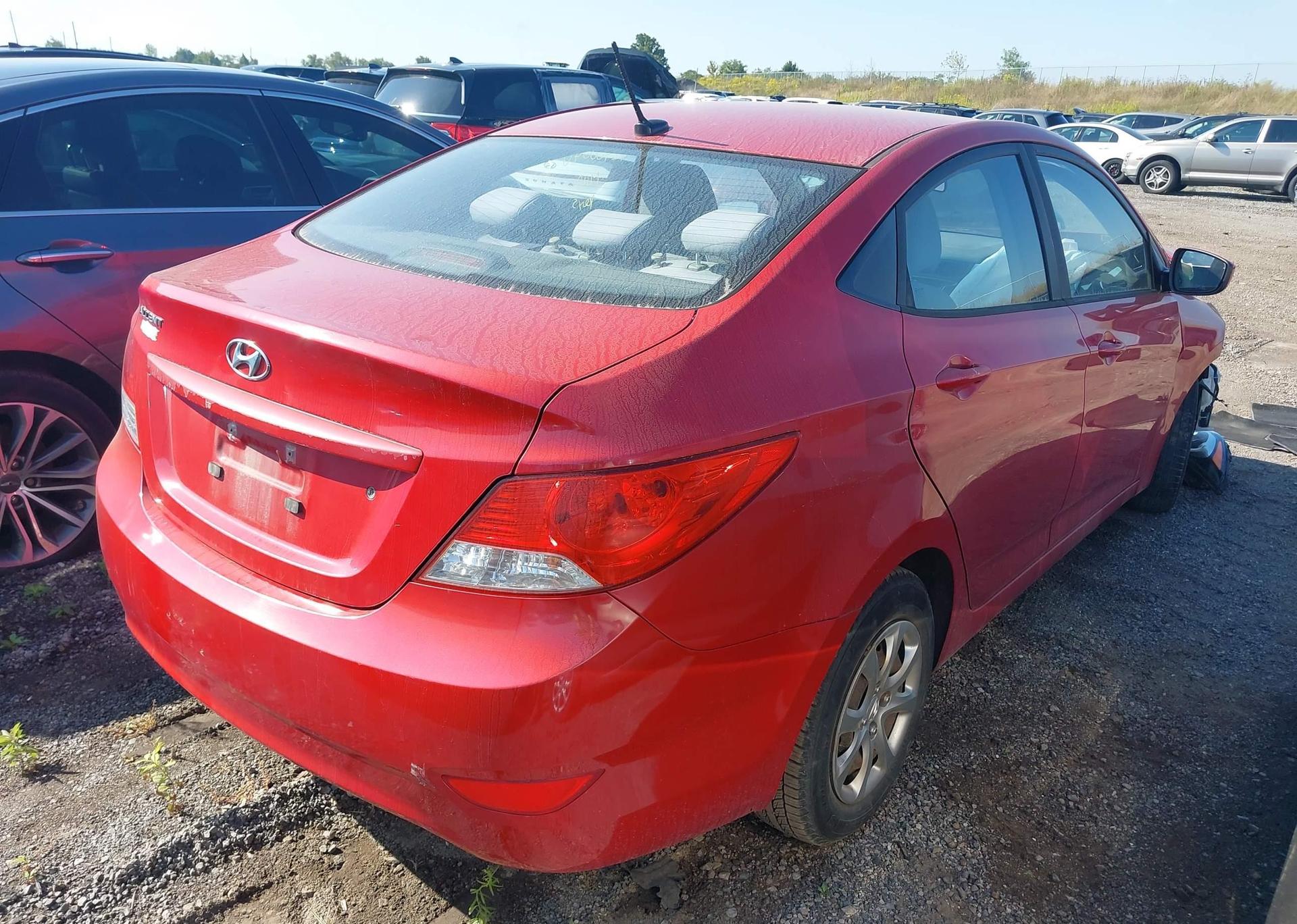 2013 HYUNDAI ACCENT GL