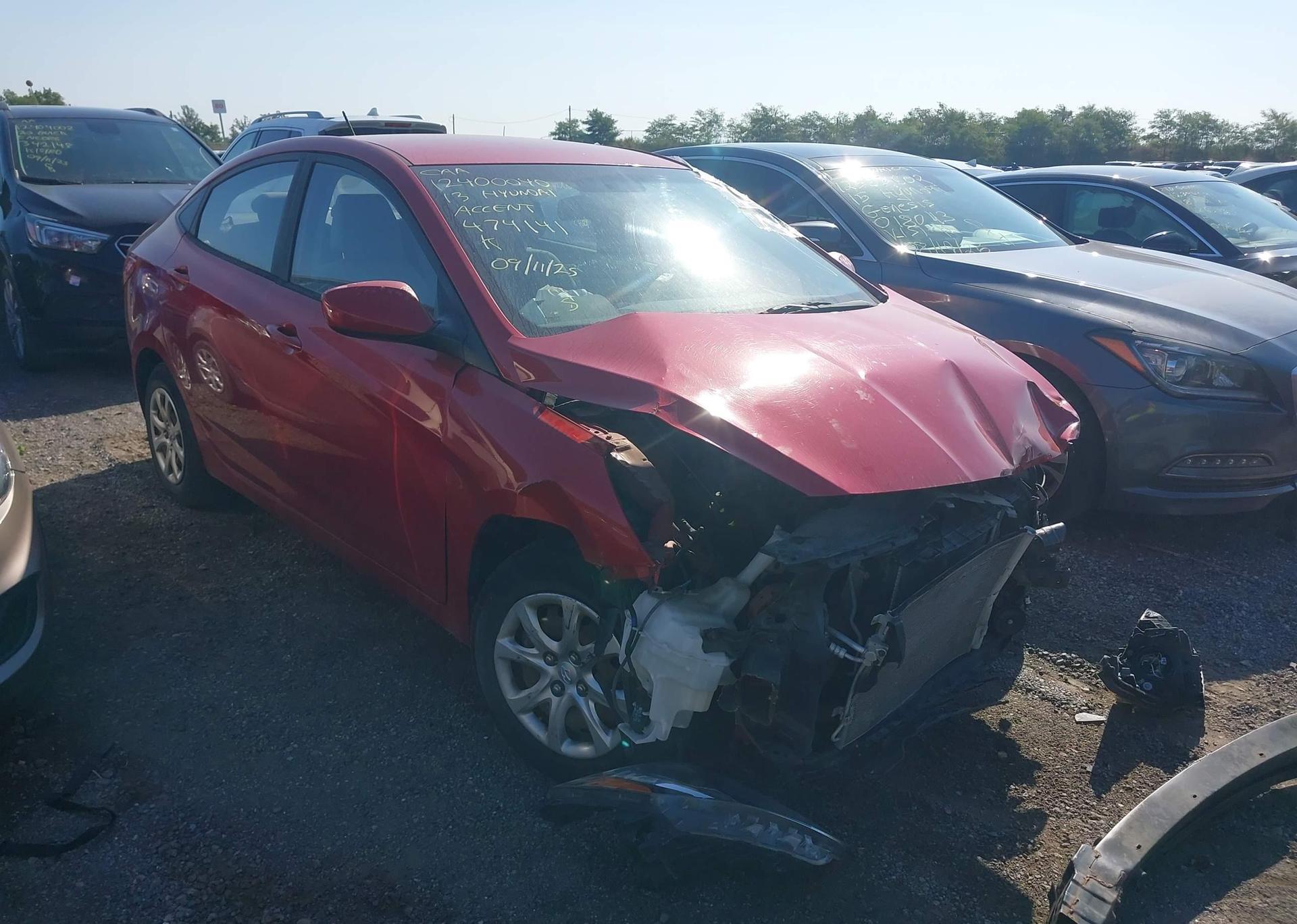 2013 HYUNDAI ACCENT GL