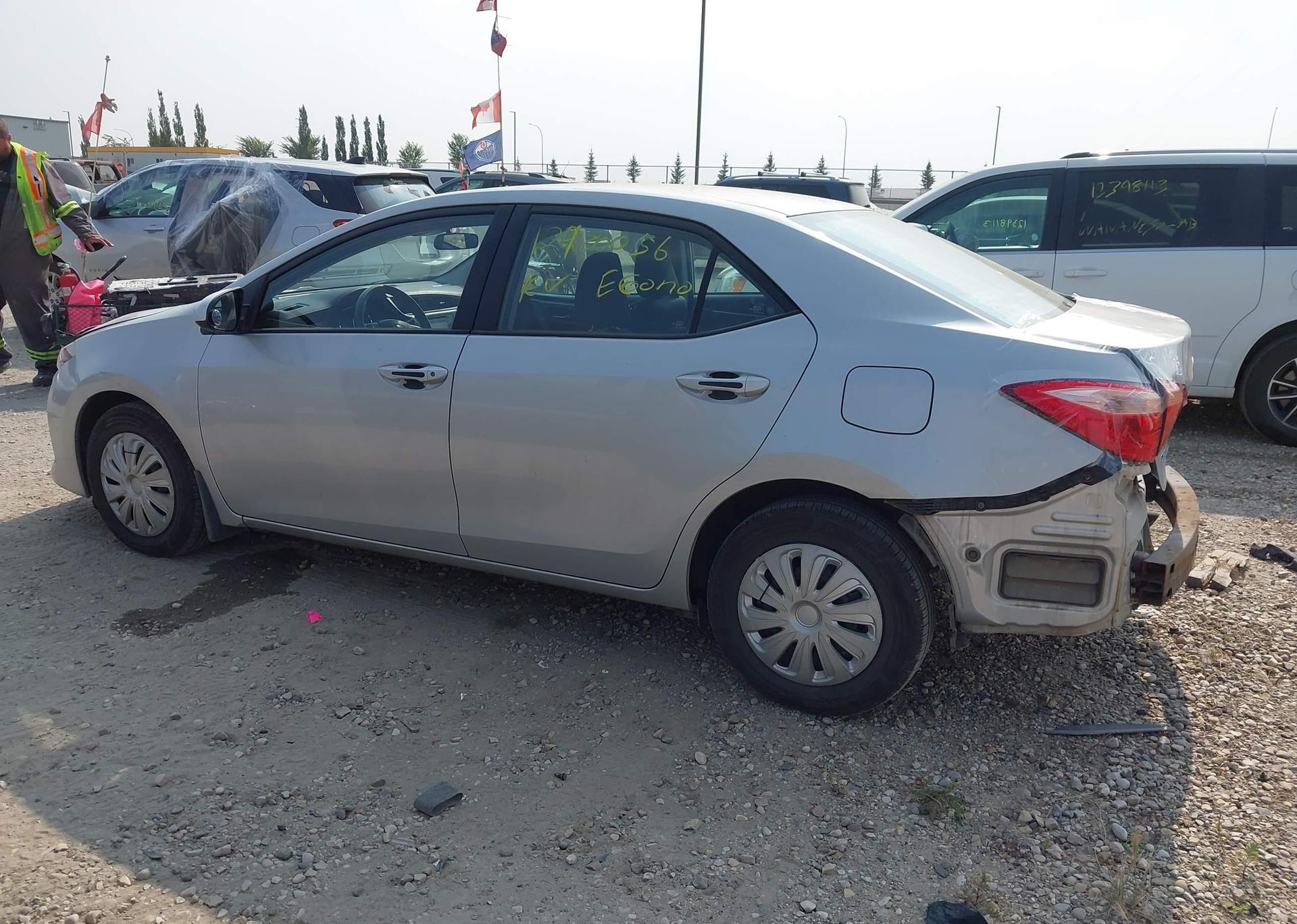 2017 TOYOTA COROLLA