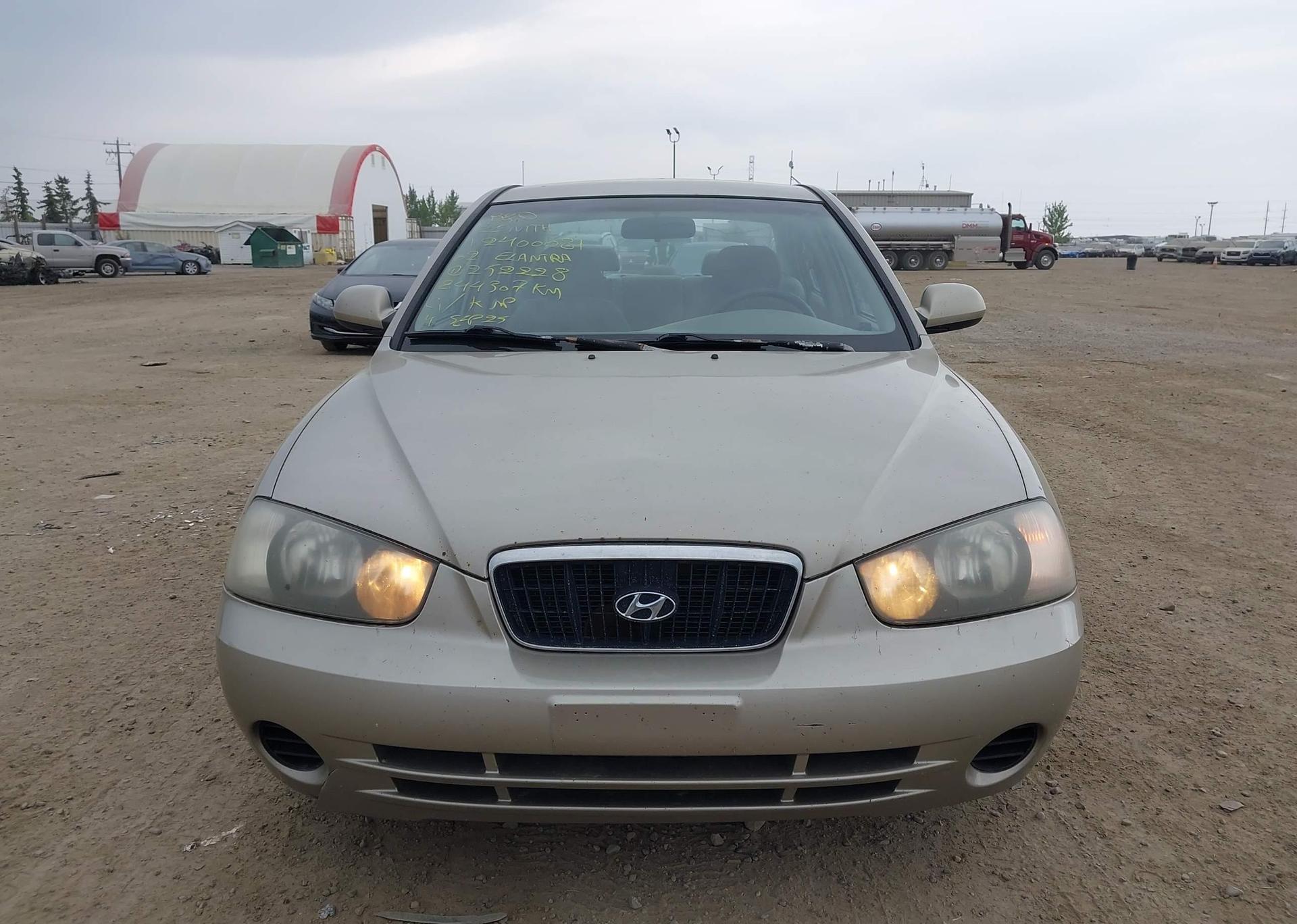 2002 HYUNDAI ELANTRA GLS