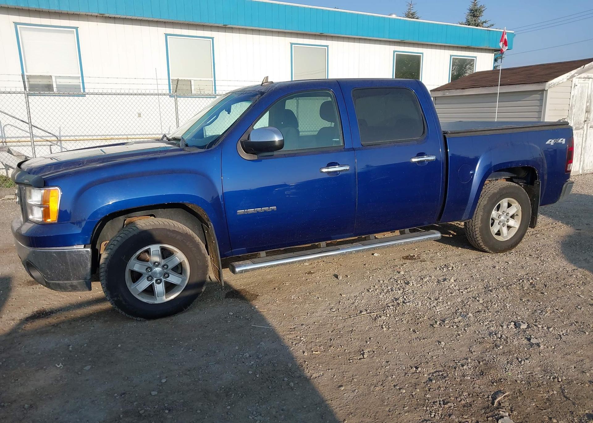 2013 GMC SIERRA K1500 SLE