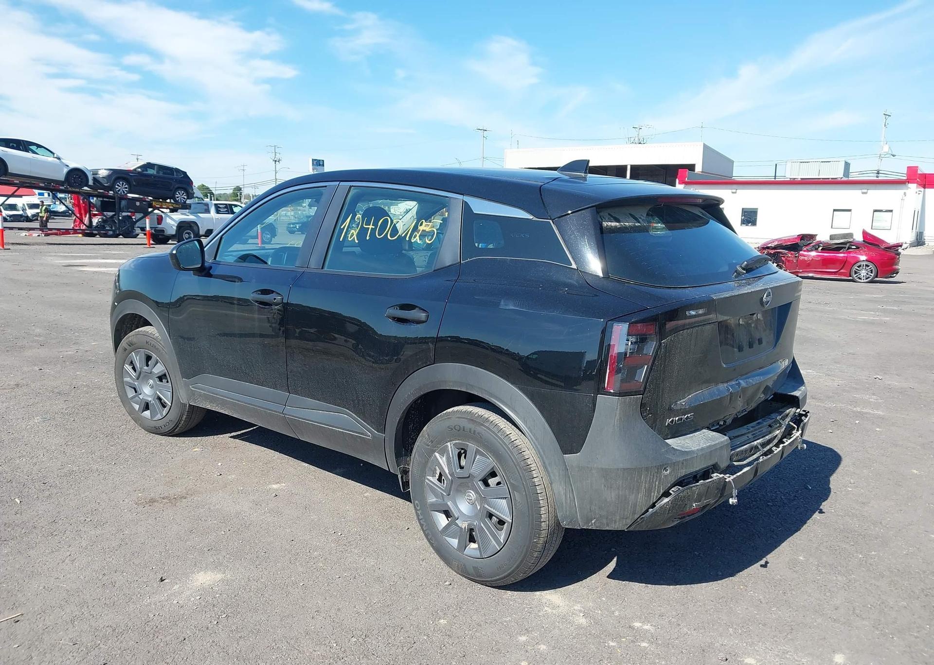 2025 NISSAN KICKS S