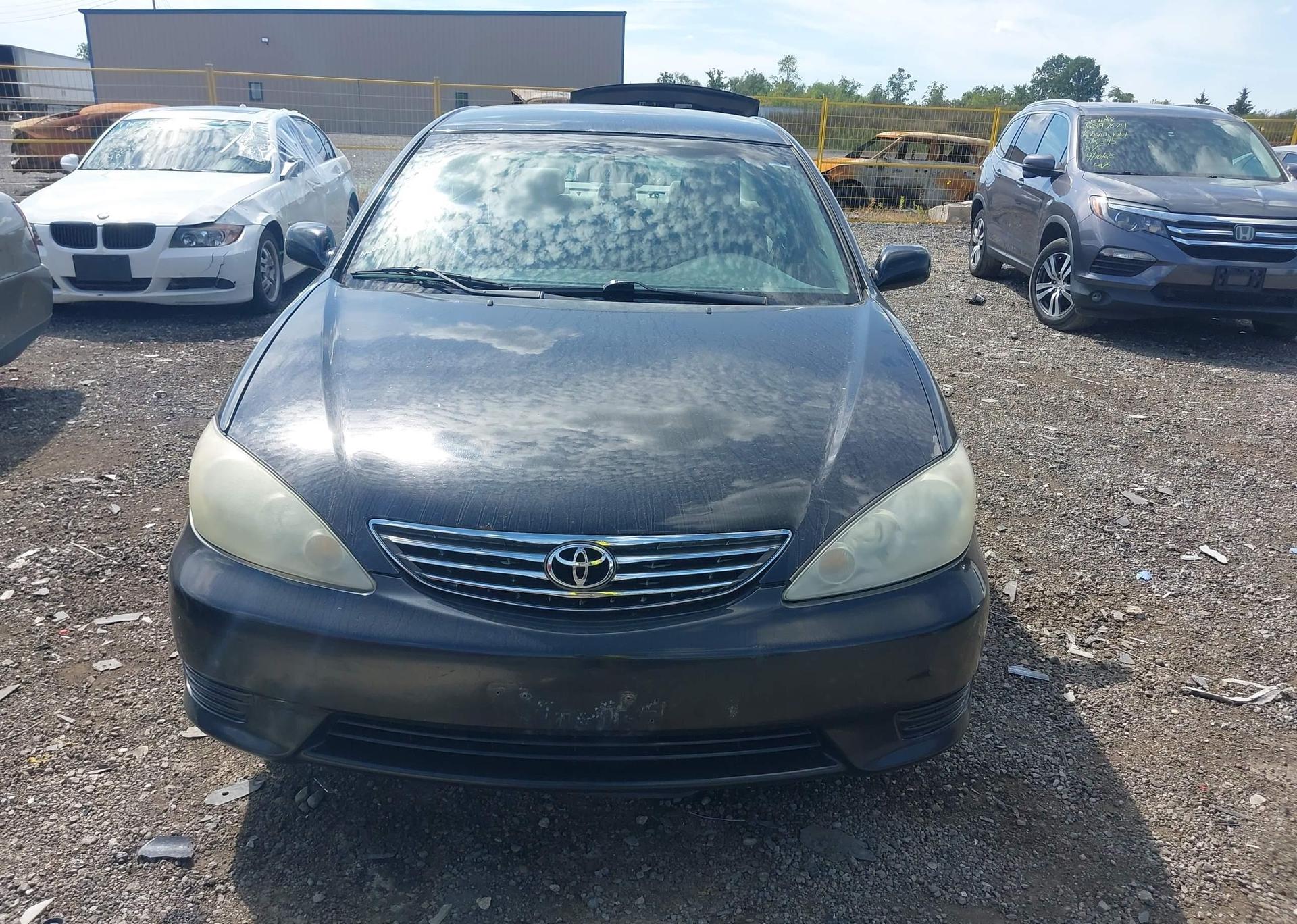2005 TOYOTA CAMRY LE