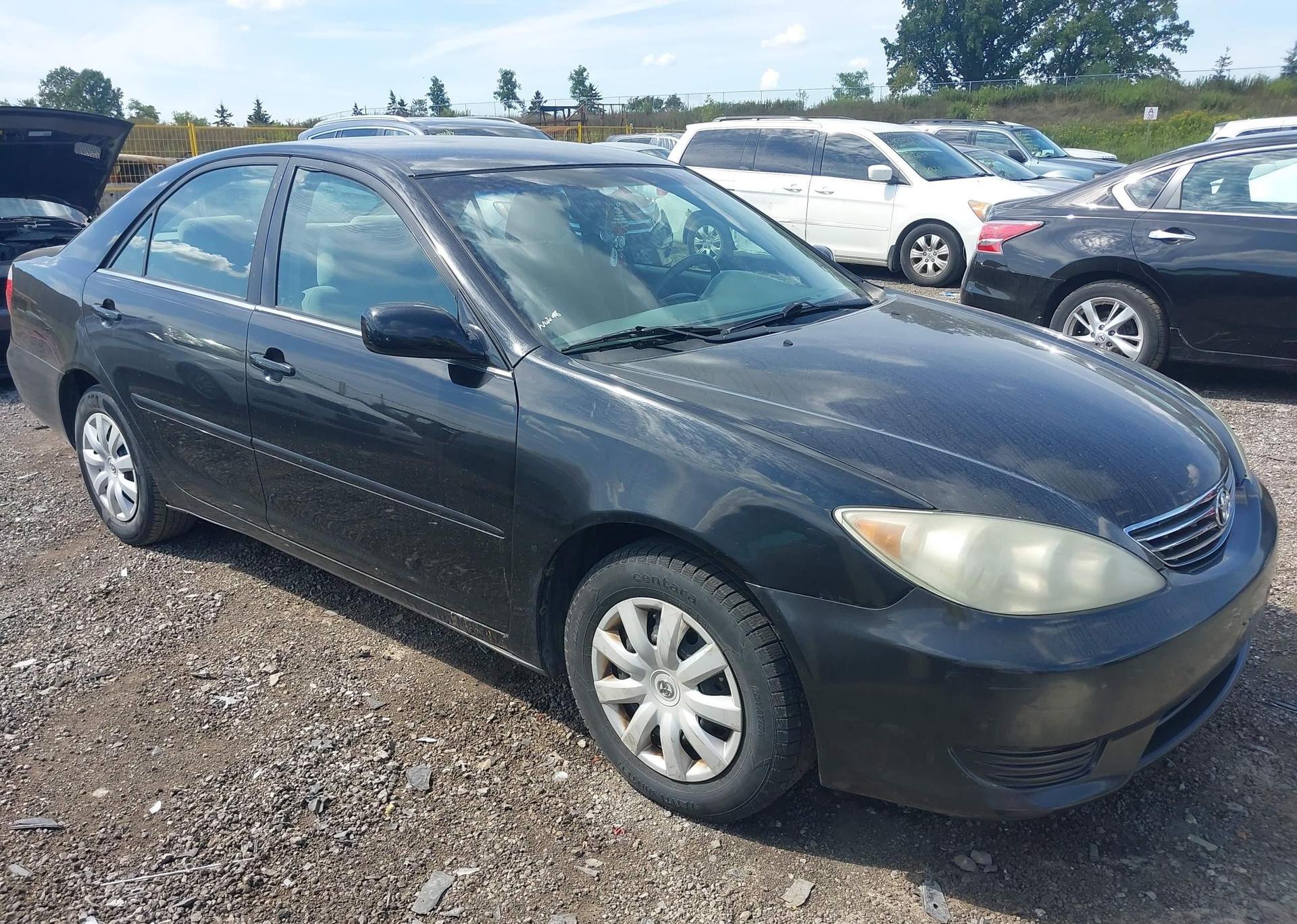 2005 TOYOTA CAMRY LE