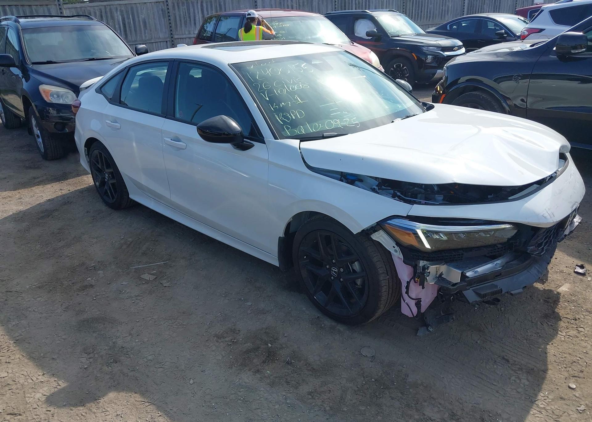 2025 TOYOTA COROLLA CROSS LE