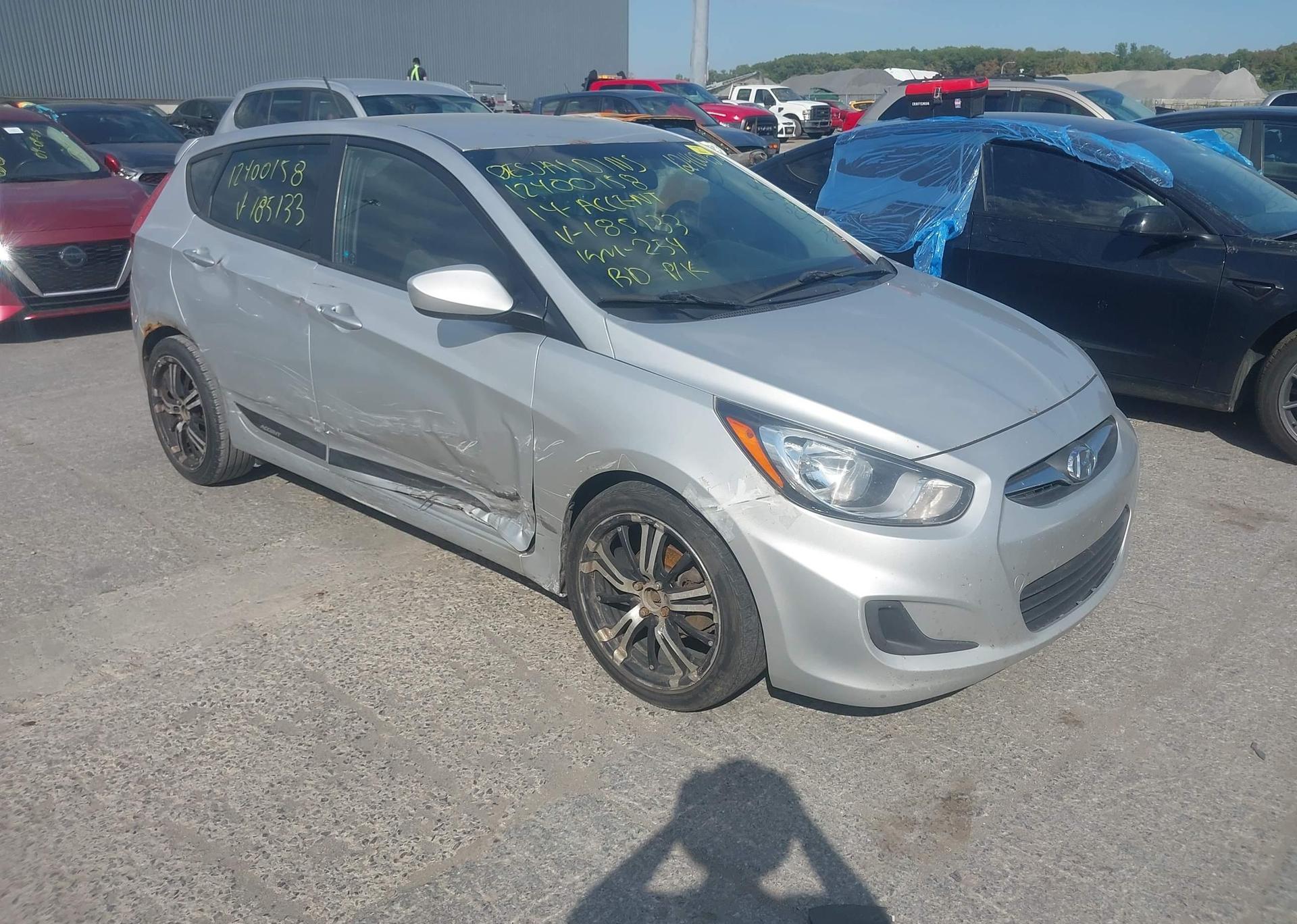 2014 HYUNDAI ACCENT GLS