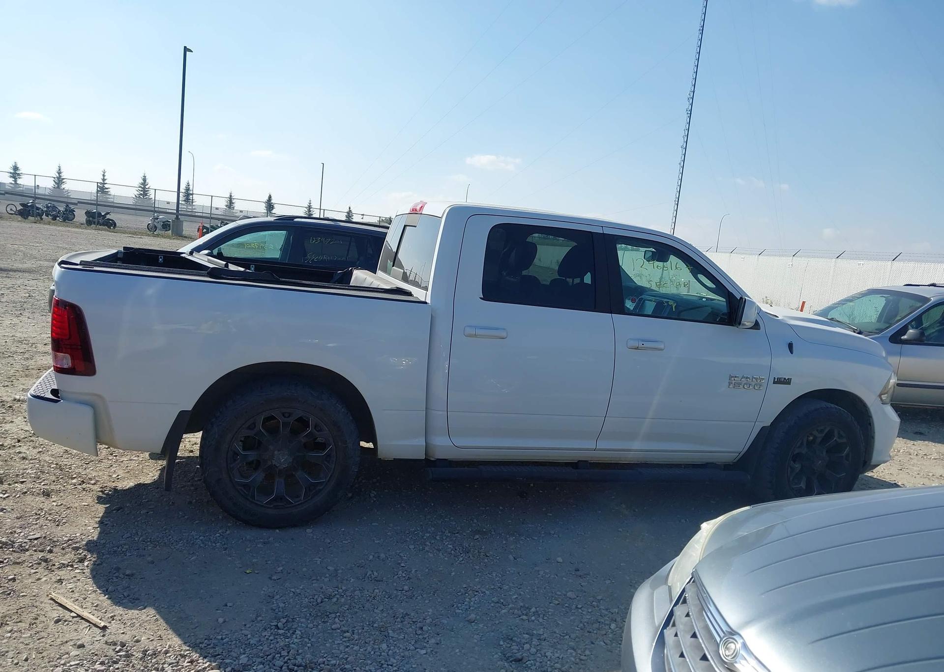 2017 RAM 1500 SPORT