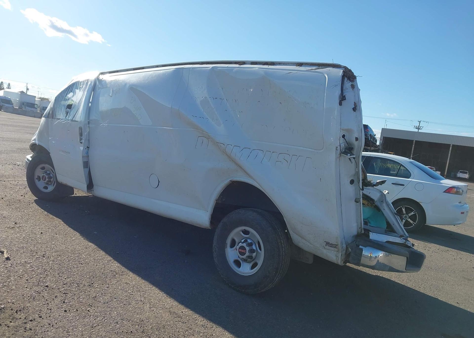 2017 GMC SAVANA G2500