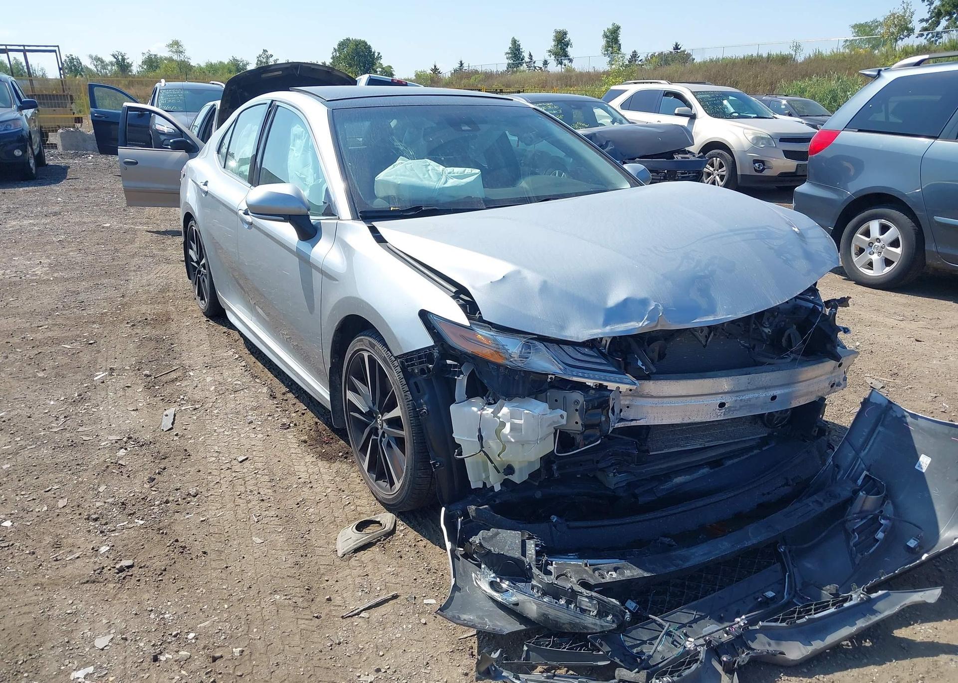 2018 TOYOTA CAMRY XSE