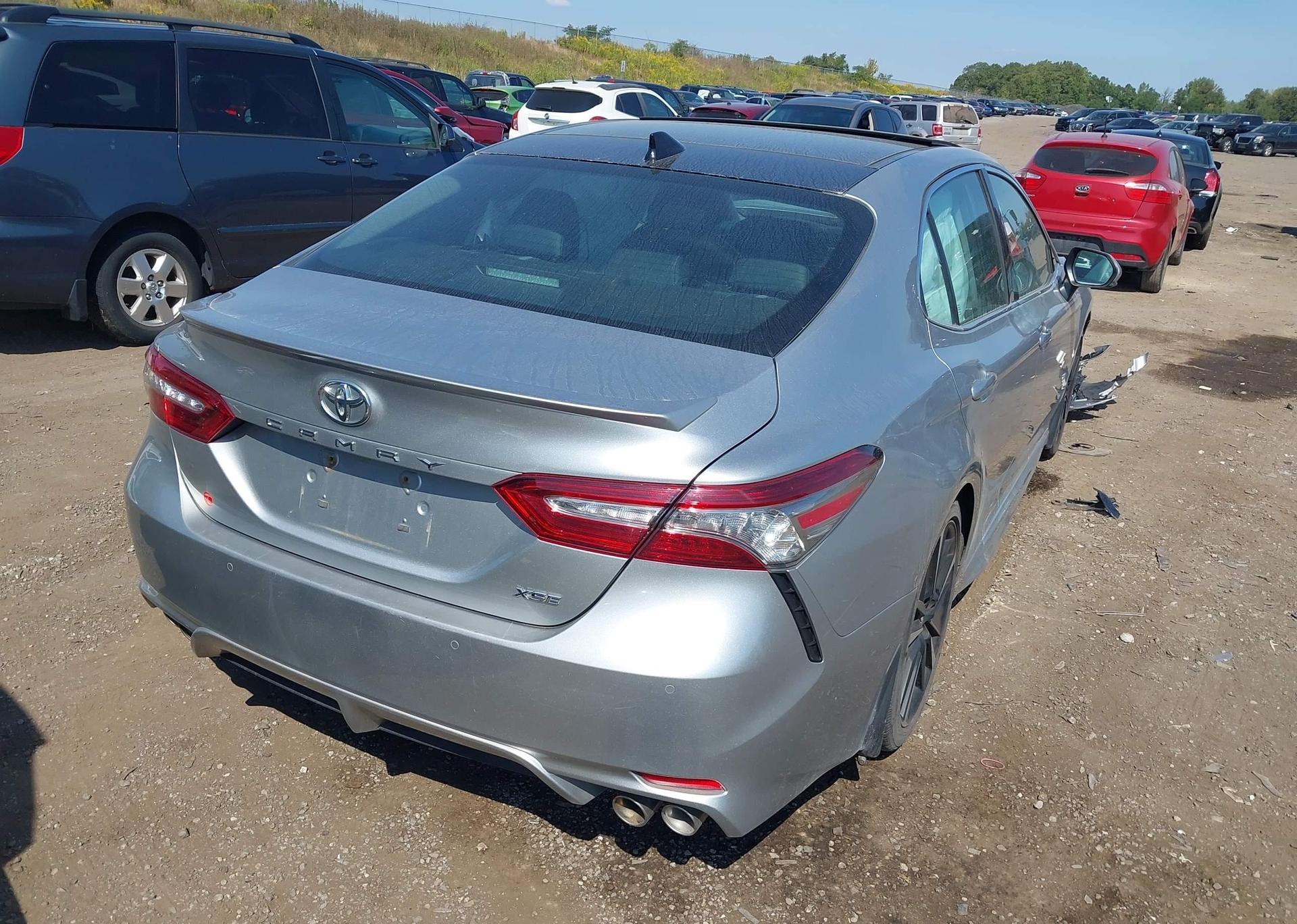 2018 TOYOTA CAMRY XSE