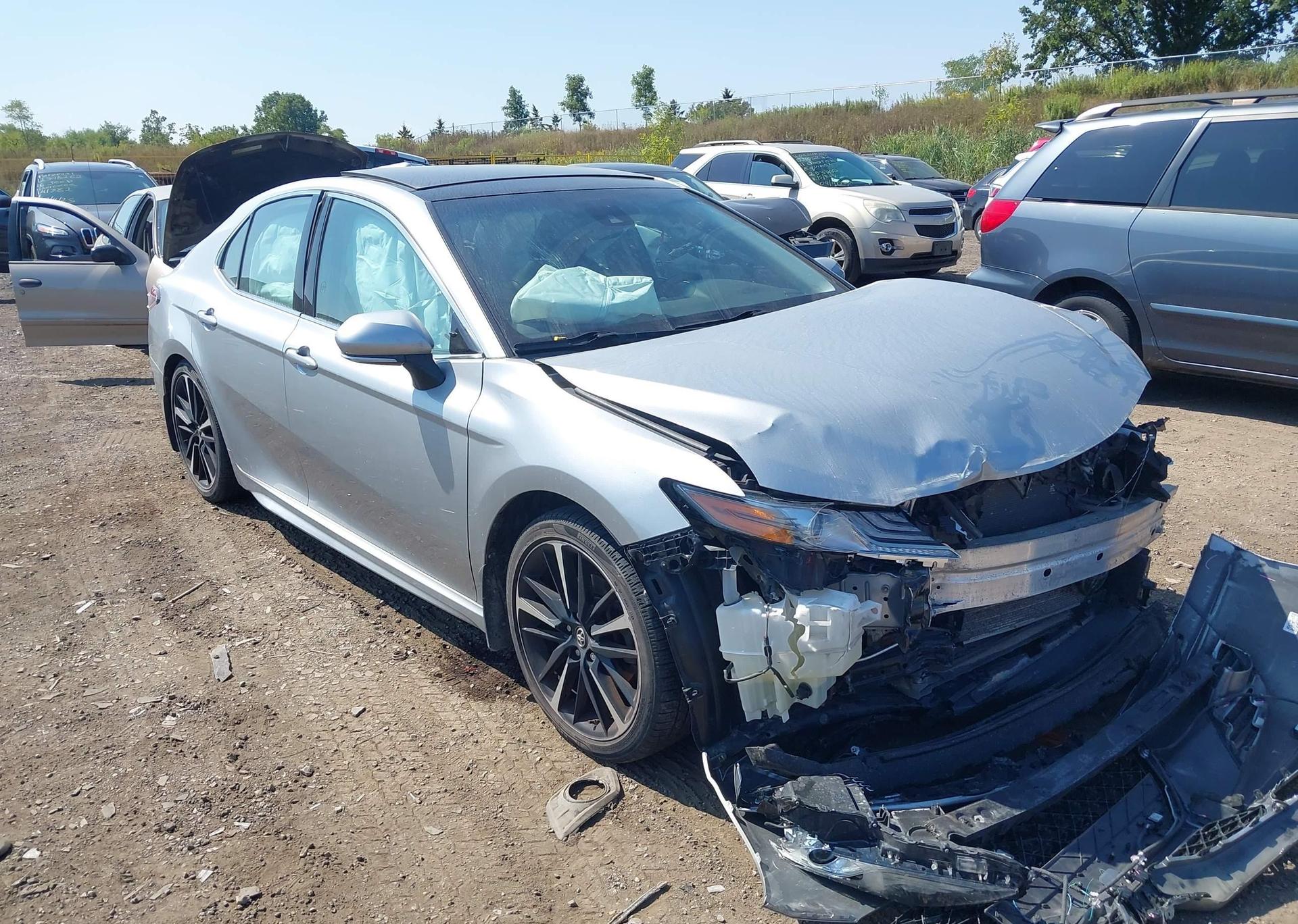 2018 TOYOTA CAMRY XSE