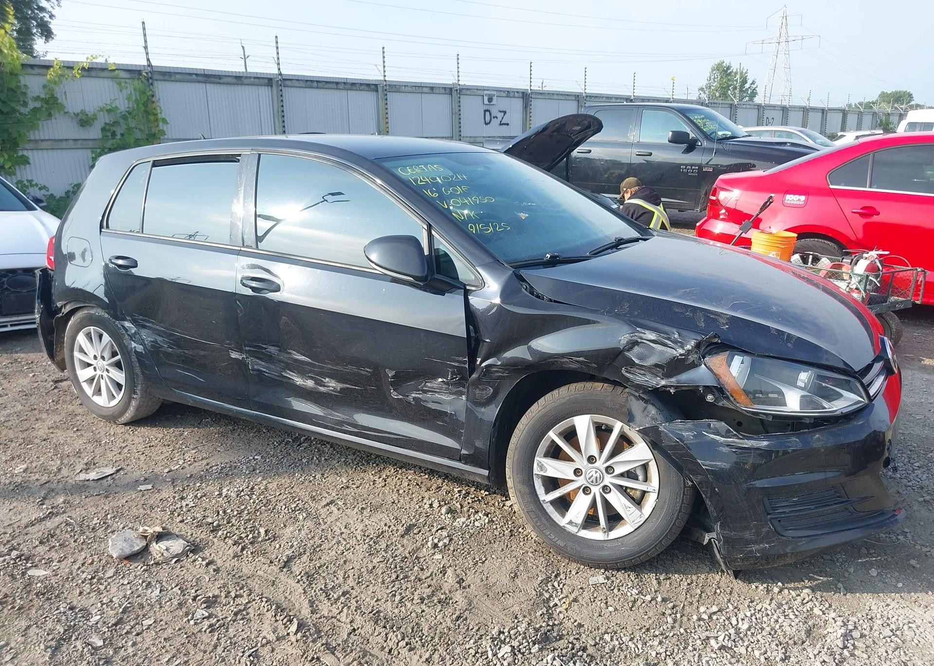 2016 VOLKSWAGEN GOLF S