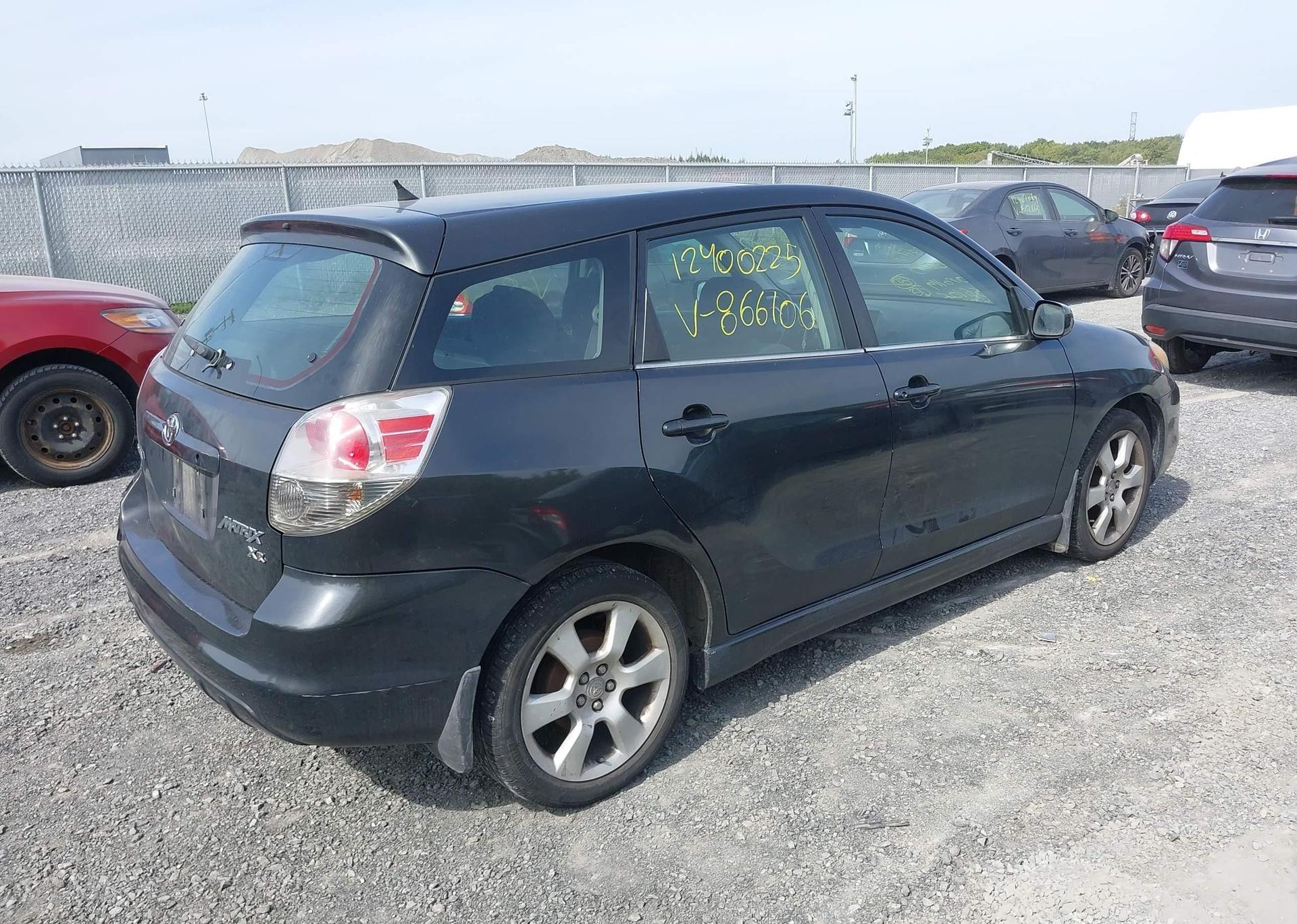 2005 TOYOTA COROLLA MATRIX XR