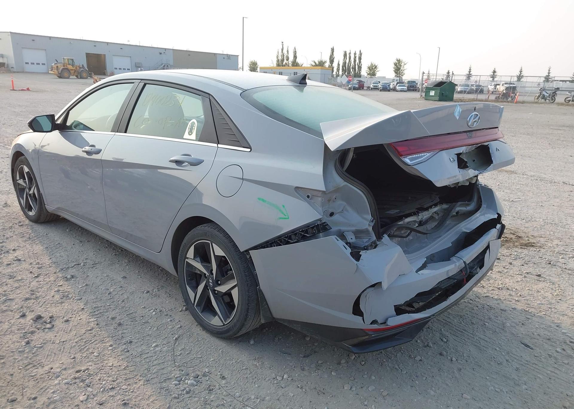 2022 HYUNDAI ELANTRA ULTIMATE IVT