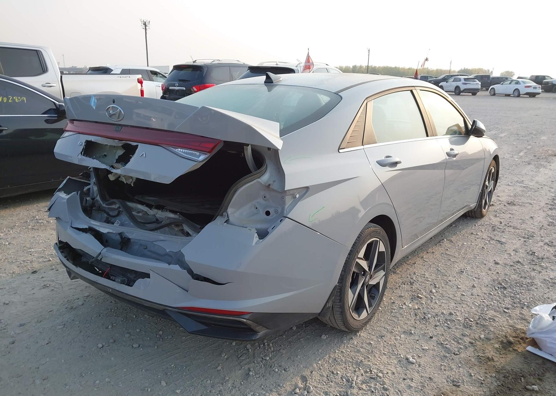 2022 HYUNDAI ELANTRA ULTIMATE IVT
