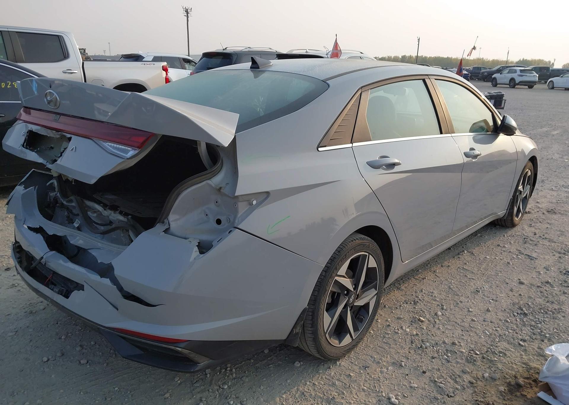 2022 HYUNDAI ELANTRA ULTIMATE IVT