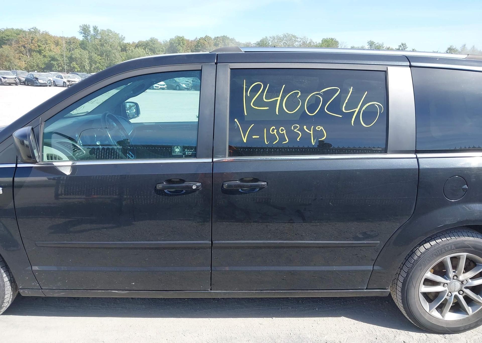 2014 DODGE GRAND CARAVAN SE