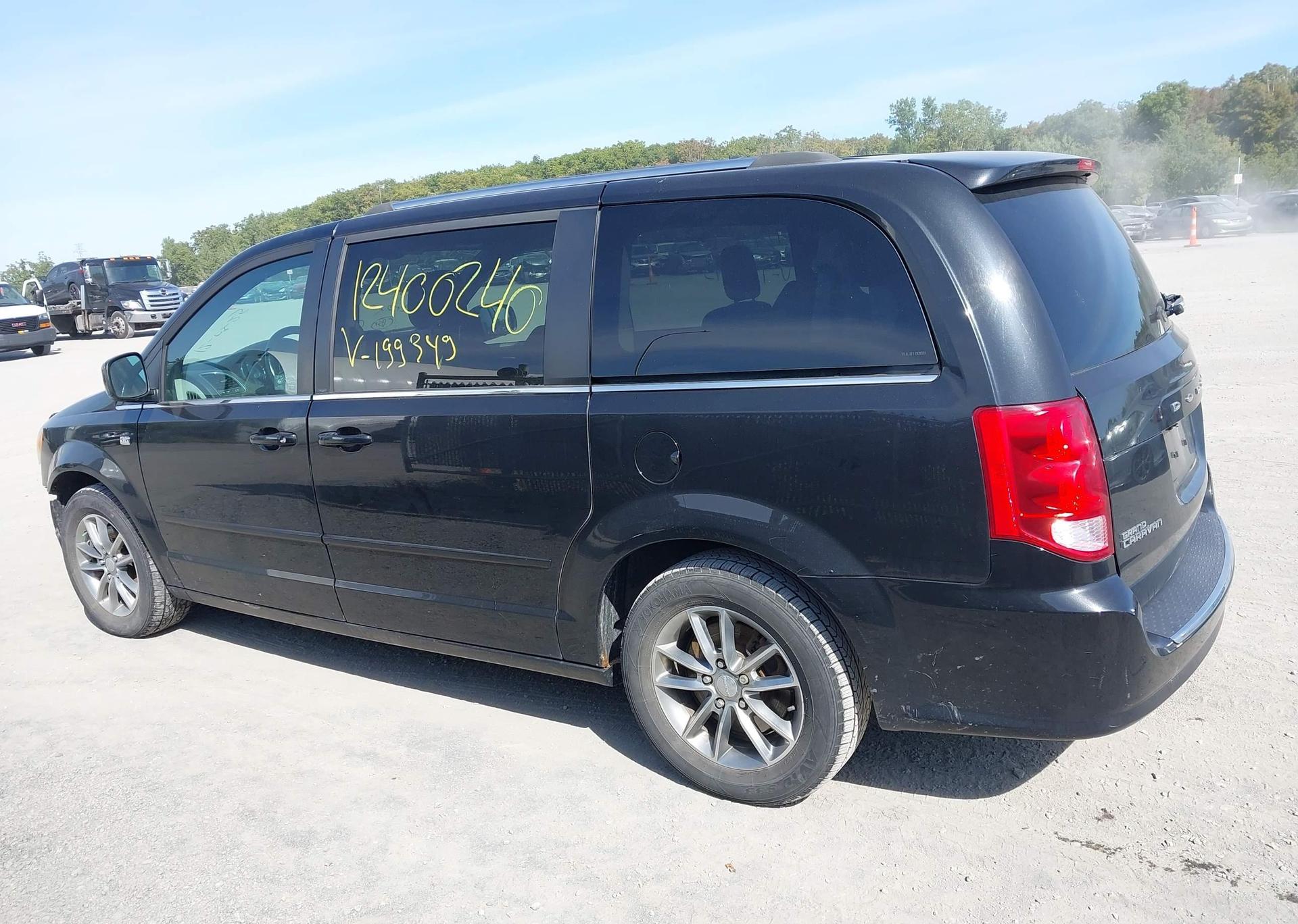 2014 DODGE GRAND CARAVAN SE